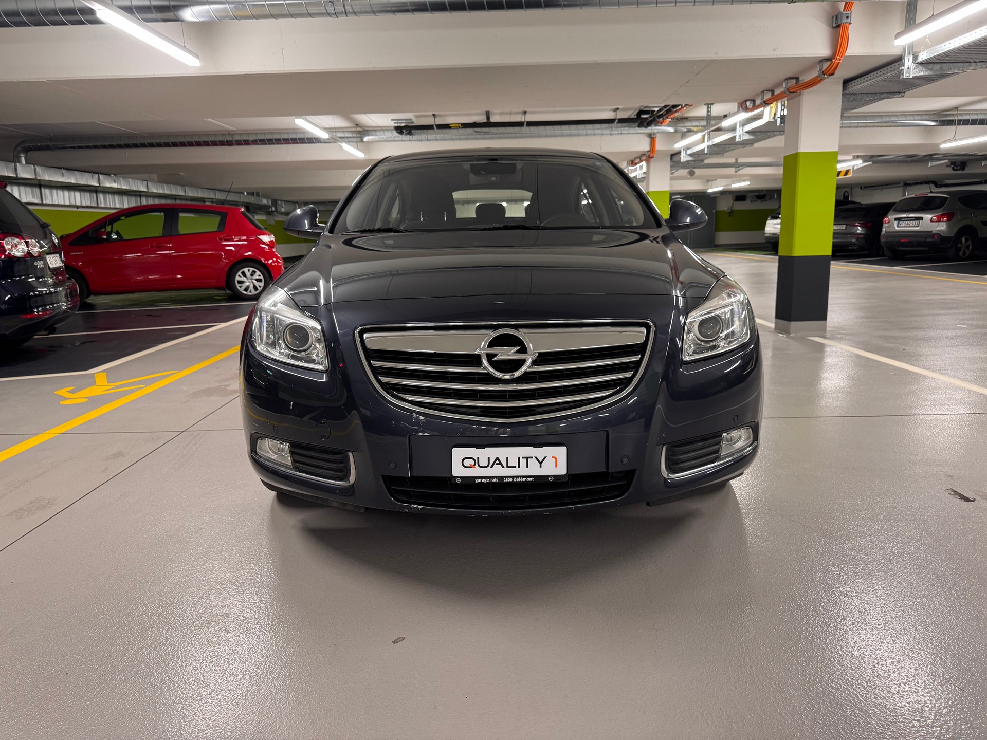 OPEL Insignia 2.0 Turbo Sport Automatic-image-1