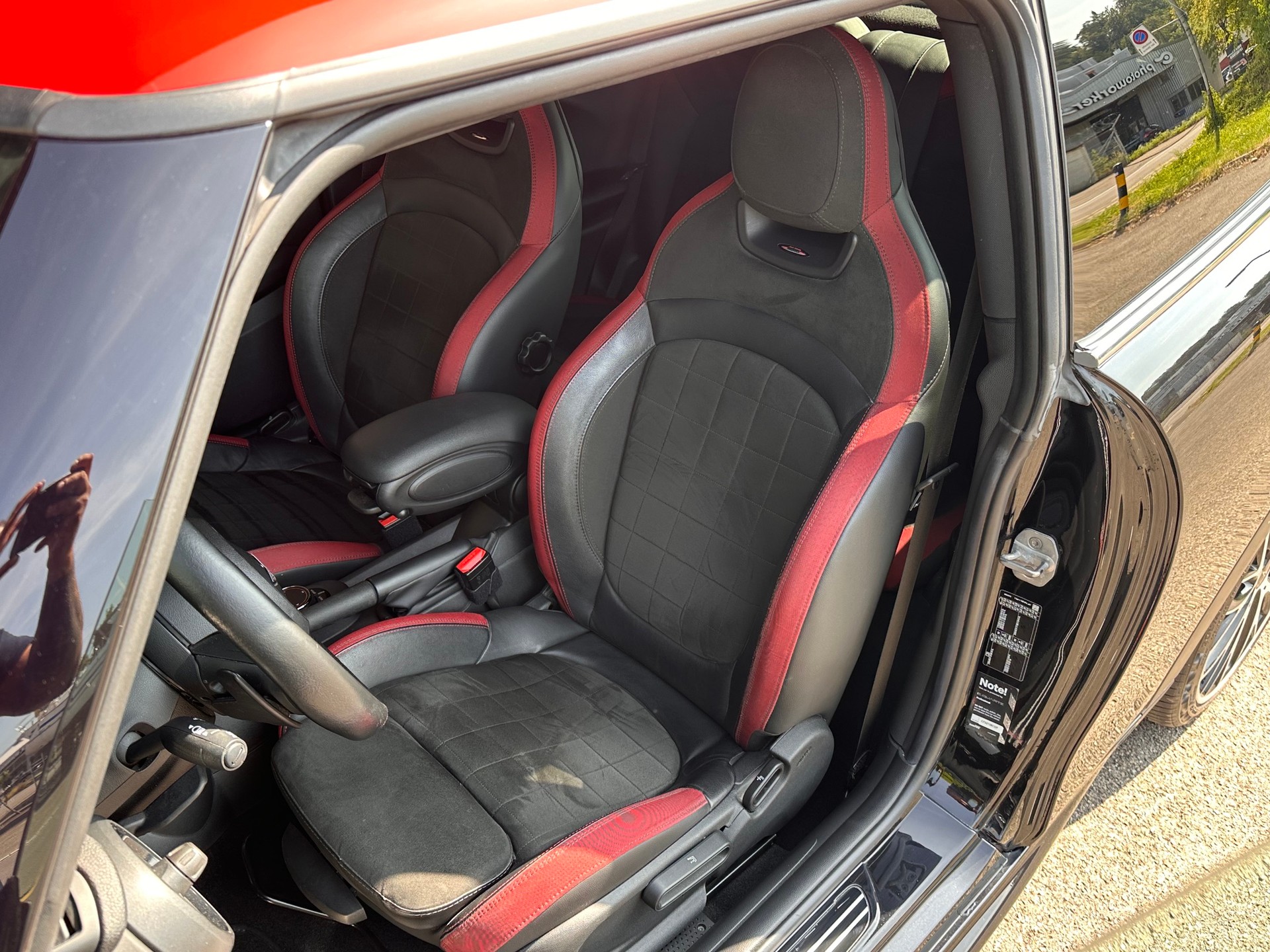 MINI Cooper King's Cross Steptronic DKG John Cooper Works-image-7