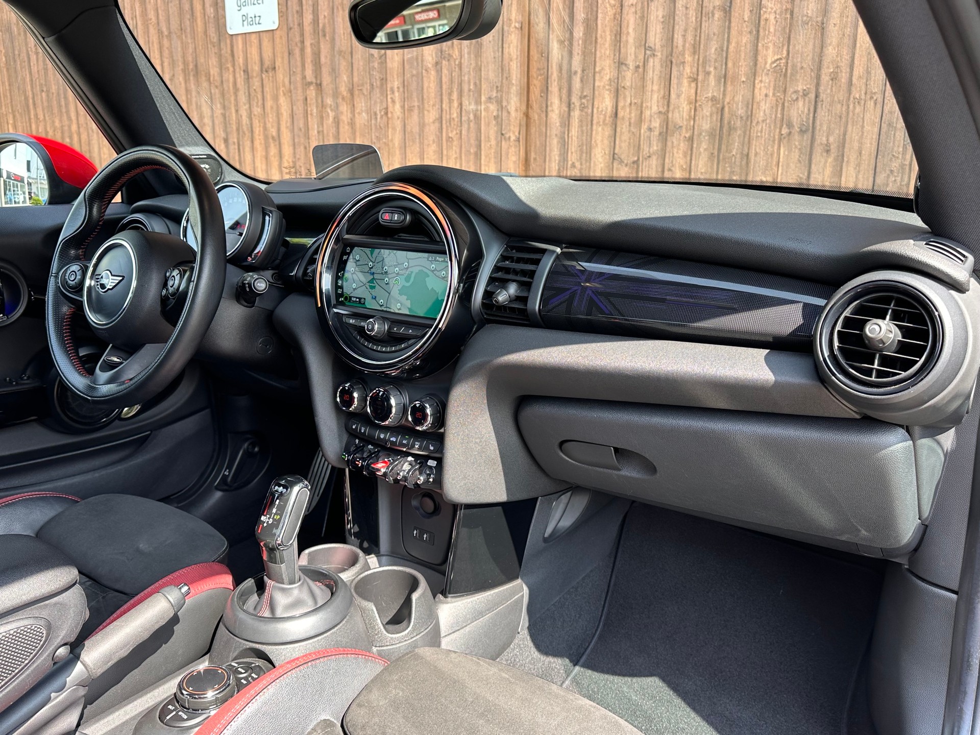 MINI Cooper King's Cross Steptronic DKG John Cooper Works-image-15