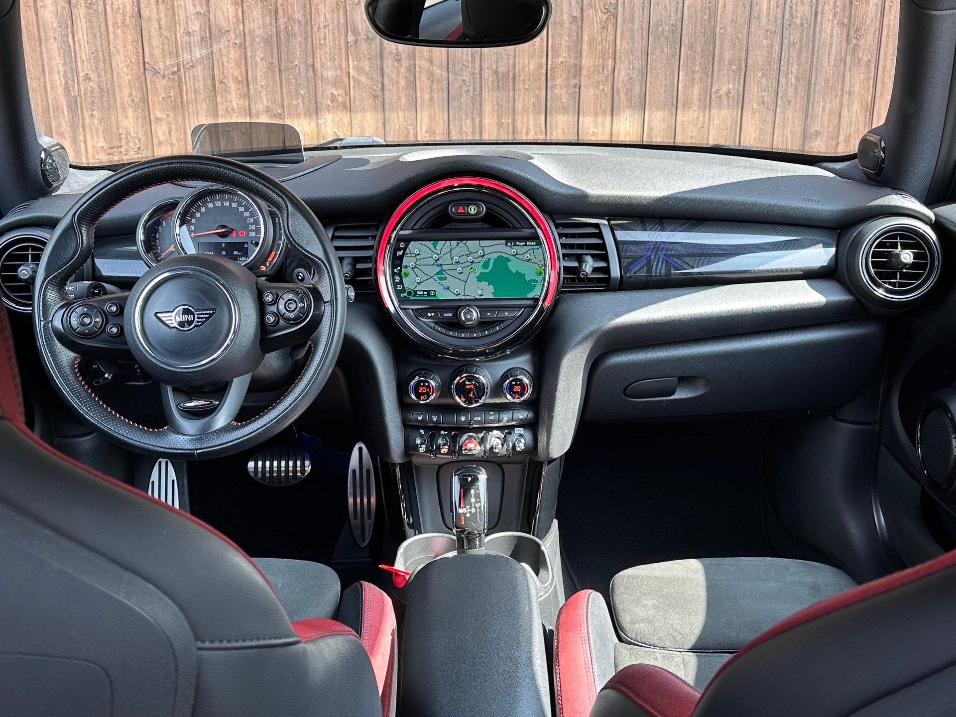 MINI Cooper King's Cross Steptronic DKG John Cooper Works-image-13