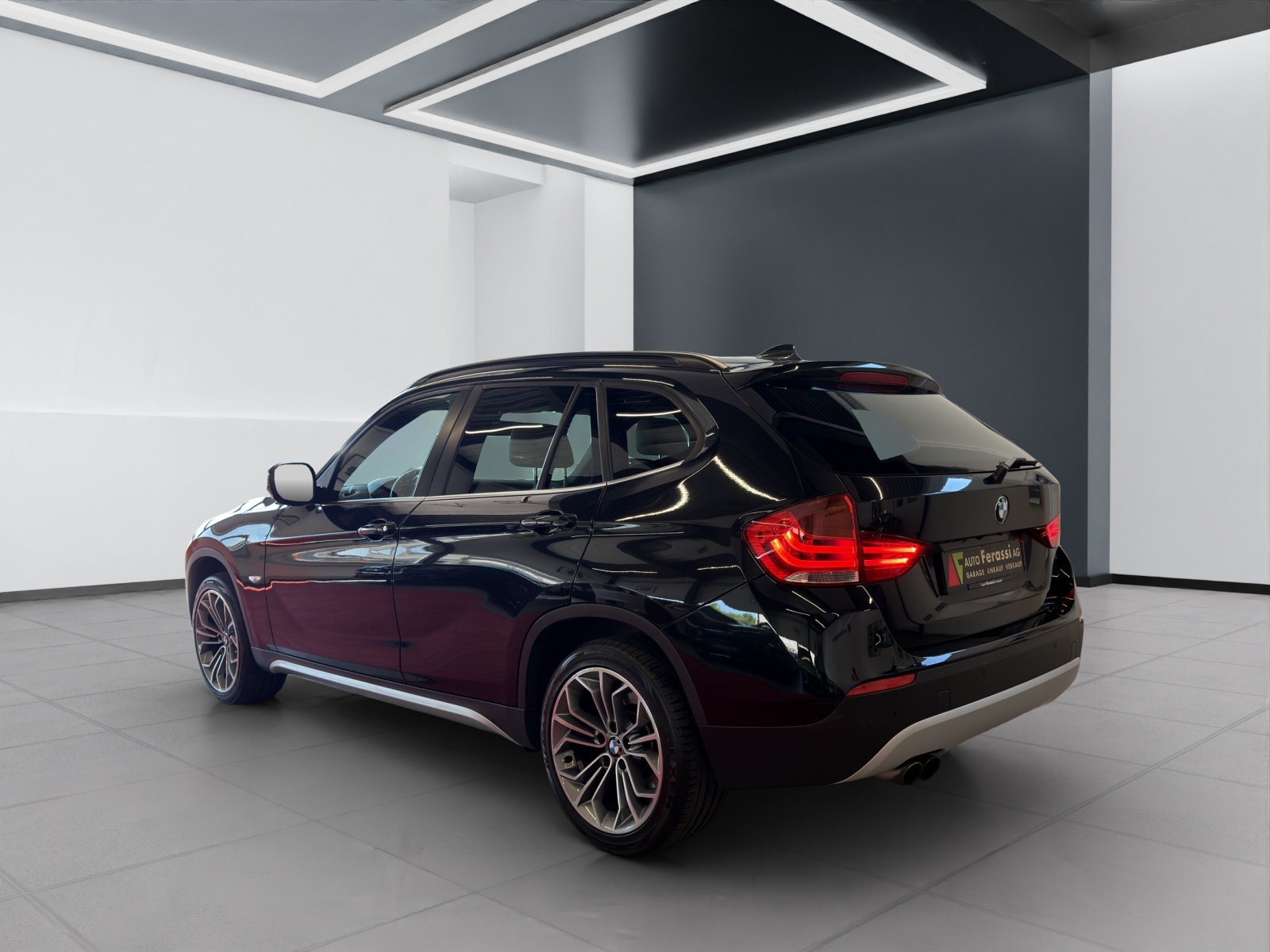 BMW X1 xDrive 28i Steptronic-image-3