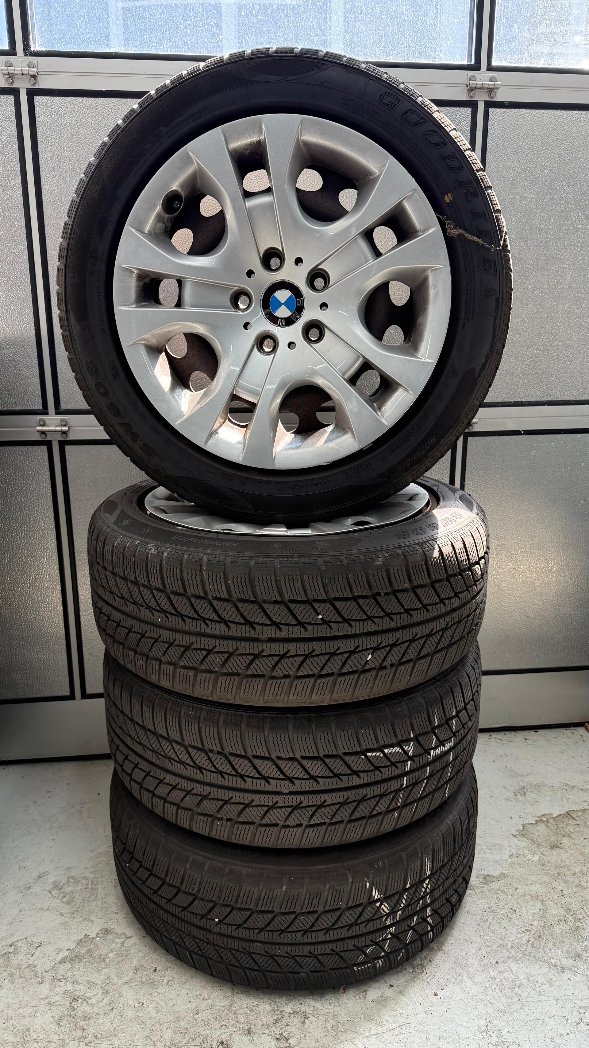 BMW X1 xDrive 28i Steptronic-image-29