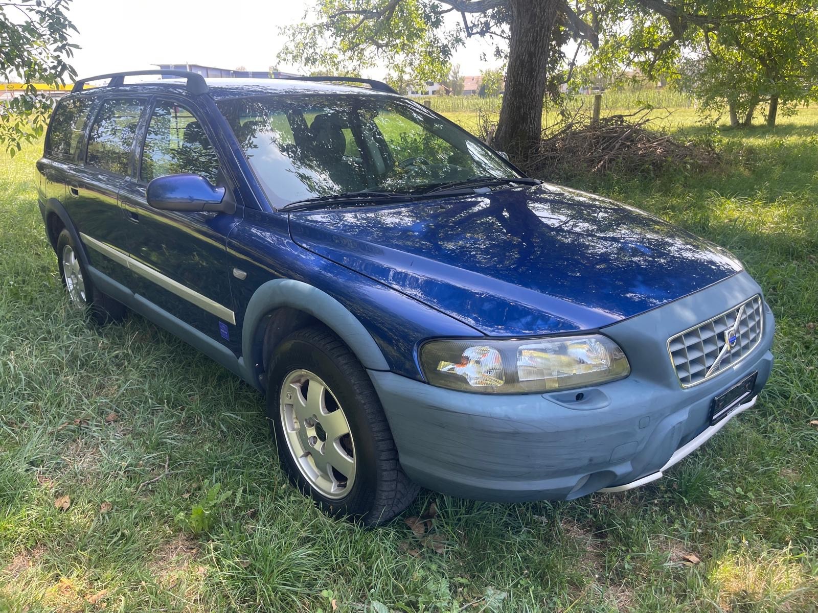VOLVO V70 2.4T XC AWD Ocean Race-image-2