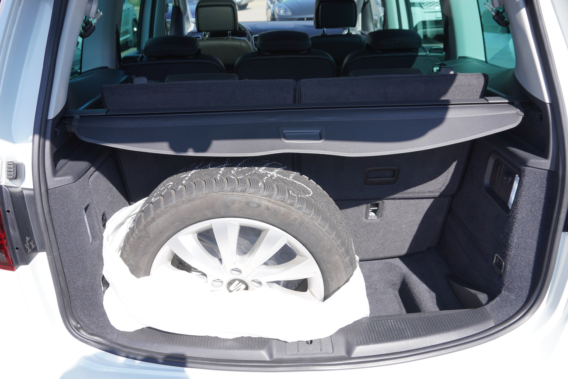 SEAT Alhambra 2.0 TDI DSG Style 7-PLÄTZER!!!-image-9