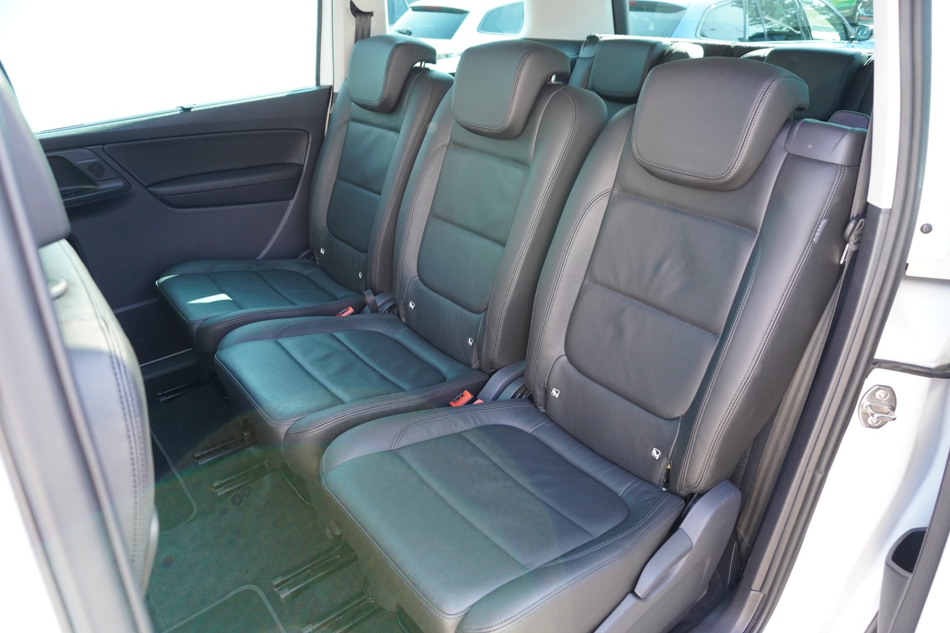SEAT Alhambra 2.0 TDI DSG Style 7-PLÄTZER!!!-image-13