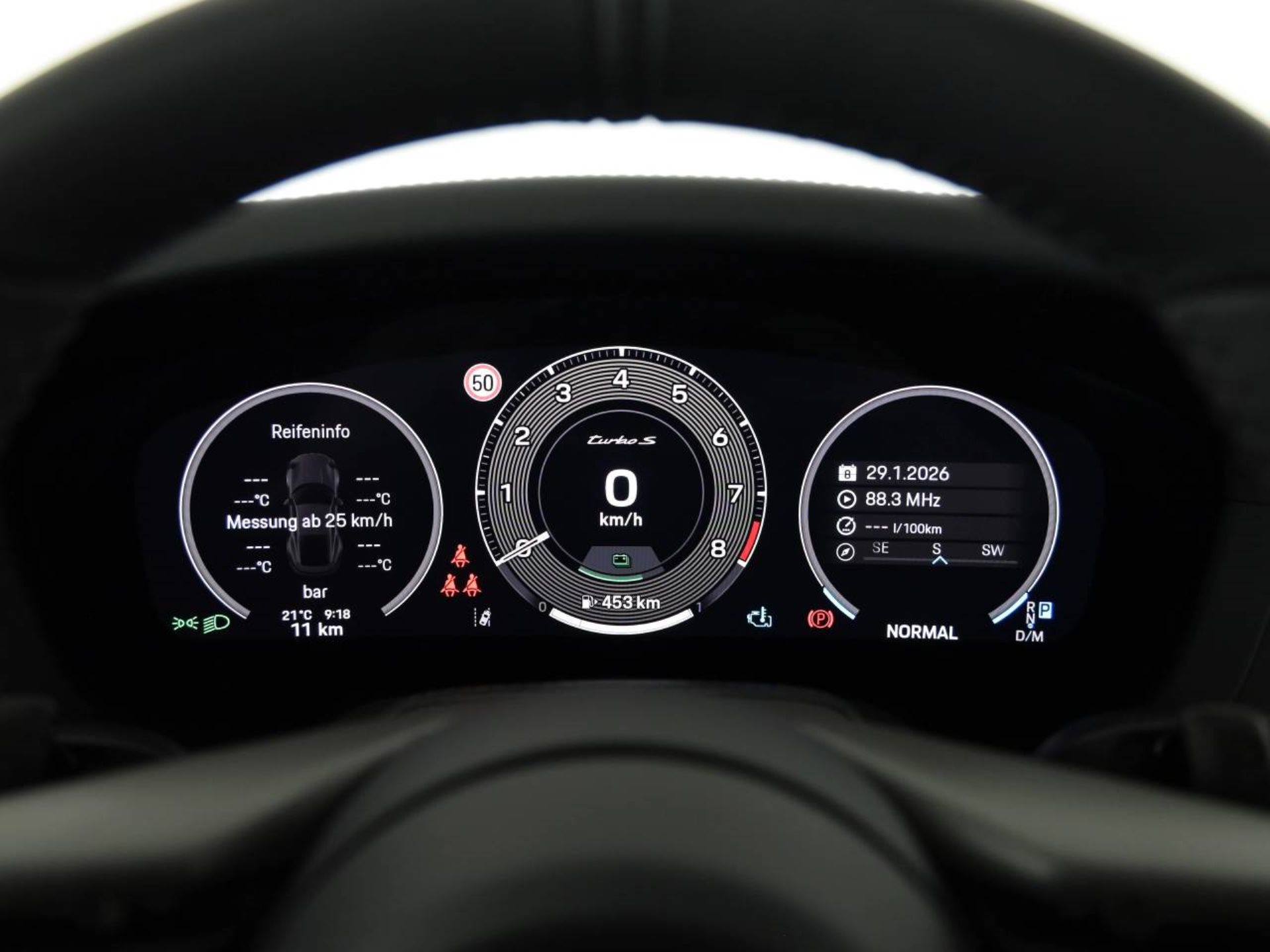 PORSCHE 911 Turbo S-image-12