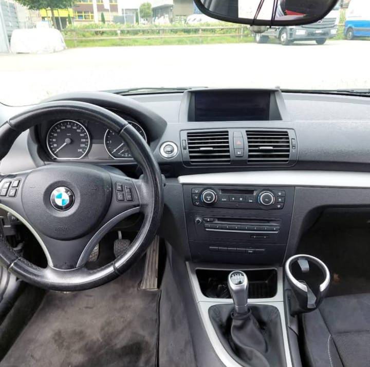 BMW 116i-image-3