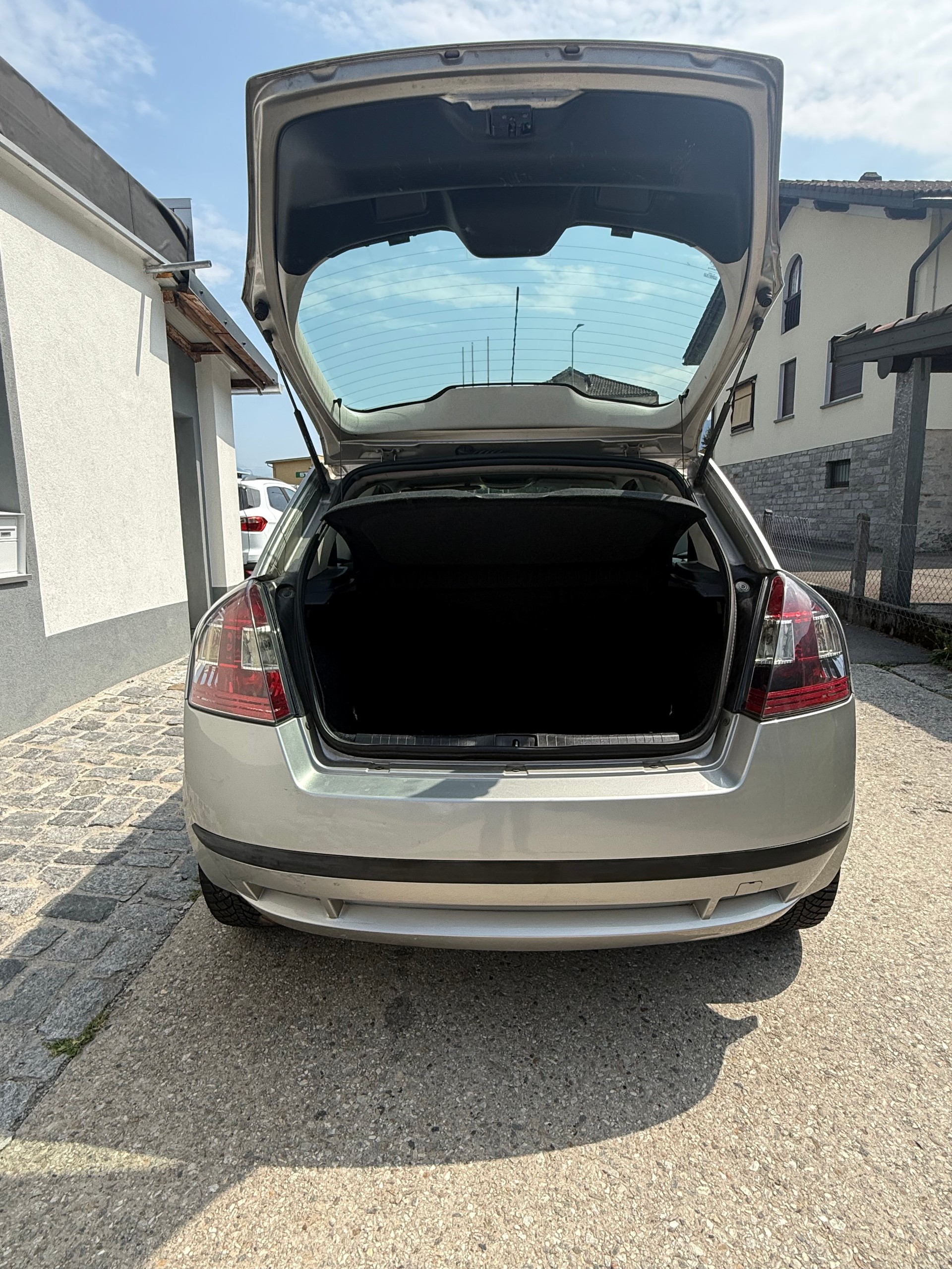 FIAT Stilo 1.8 16V Swiss-image-7