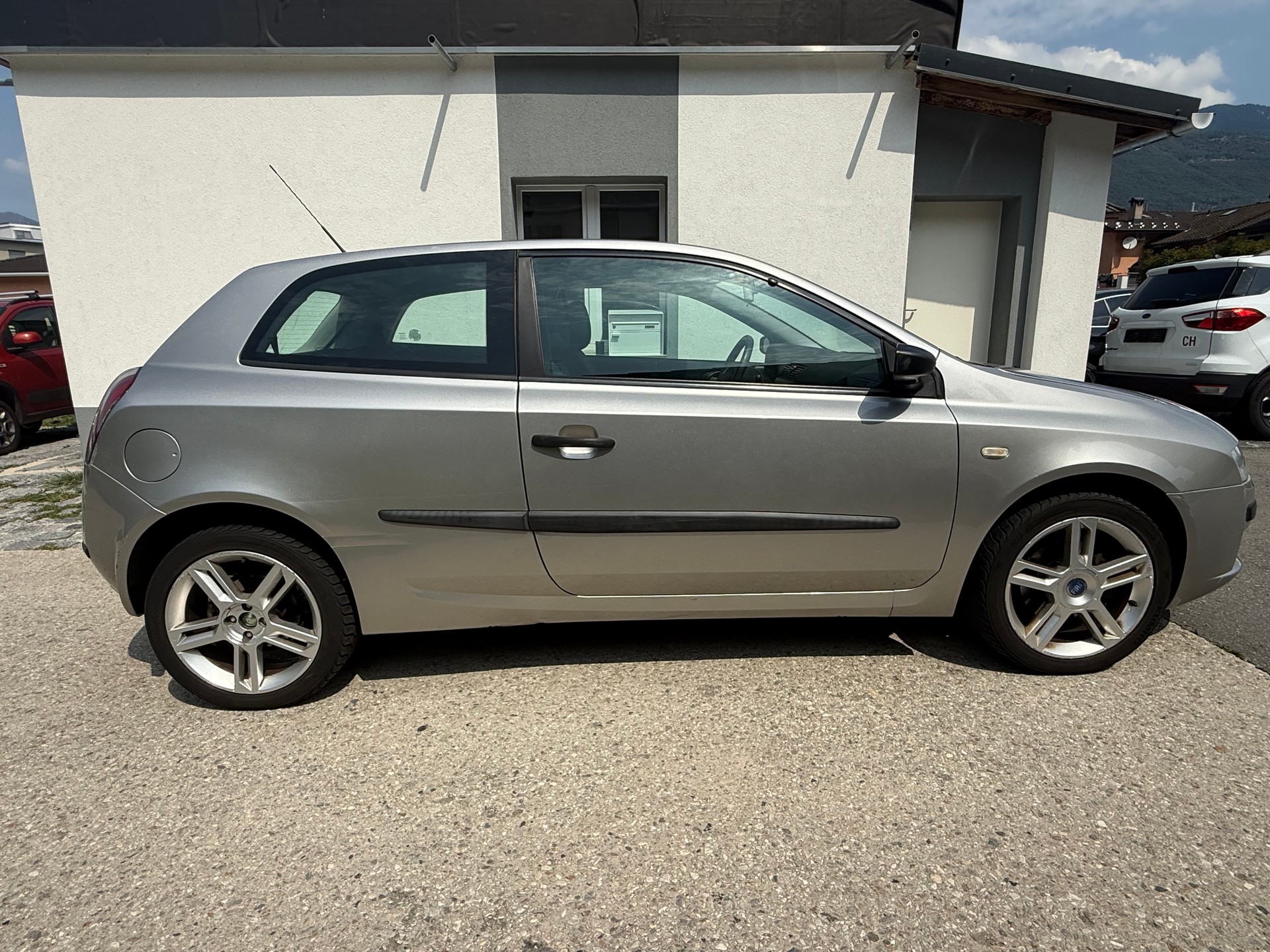 FIAT Stilo 1.8 16V Swiss-image-2