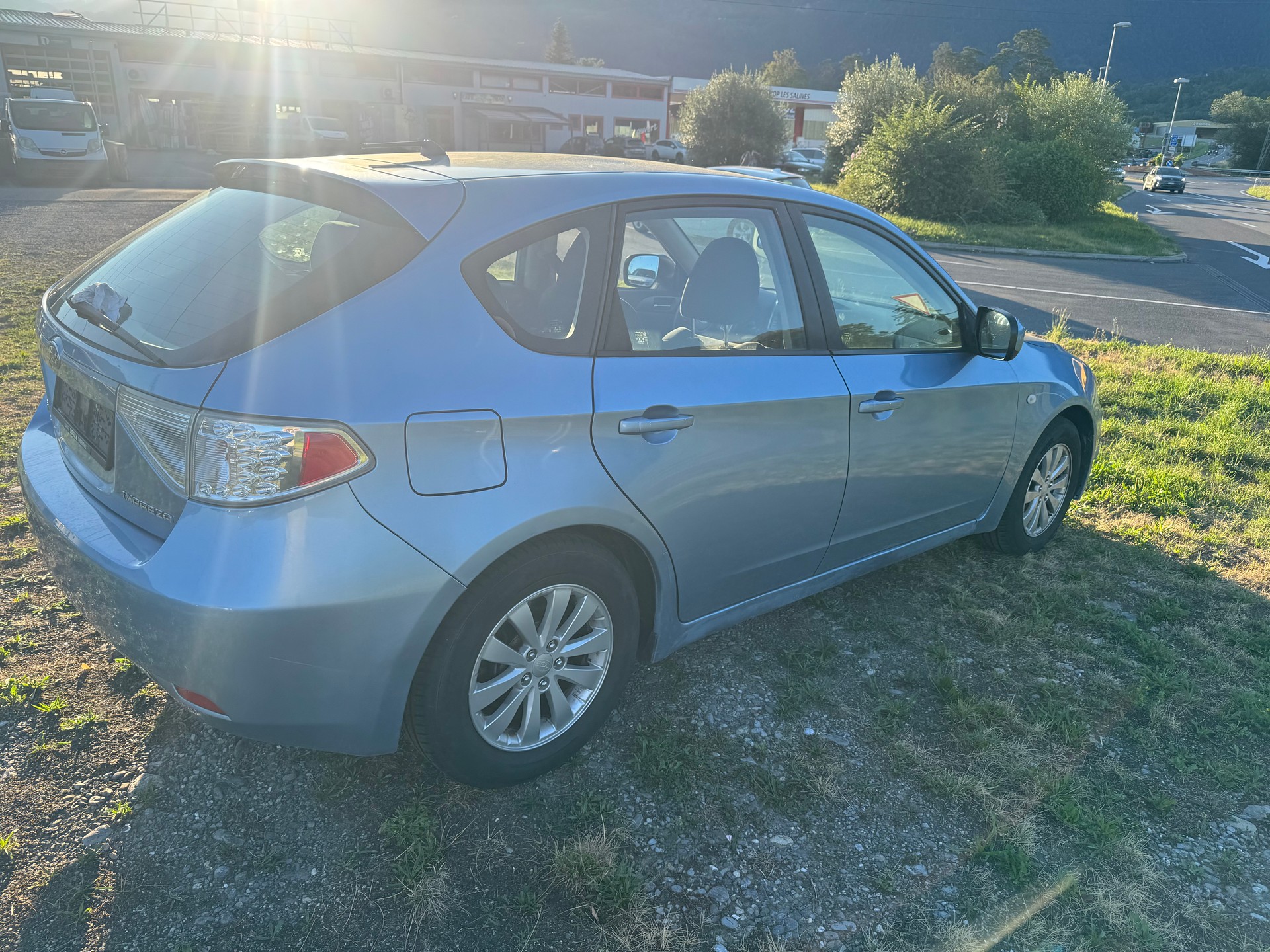 SUBARU Impreza 1.5R Swiss-image-5