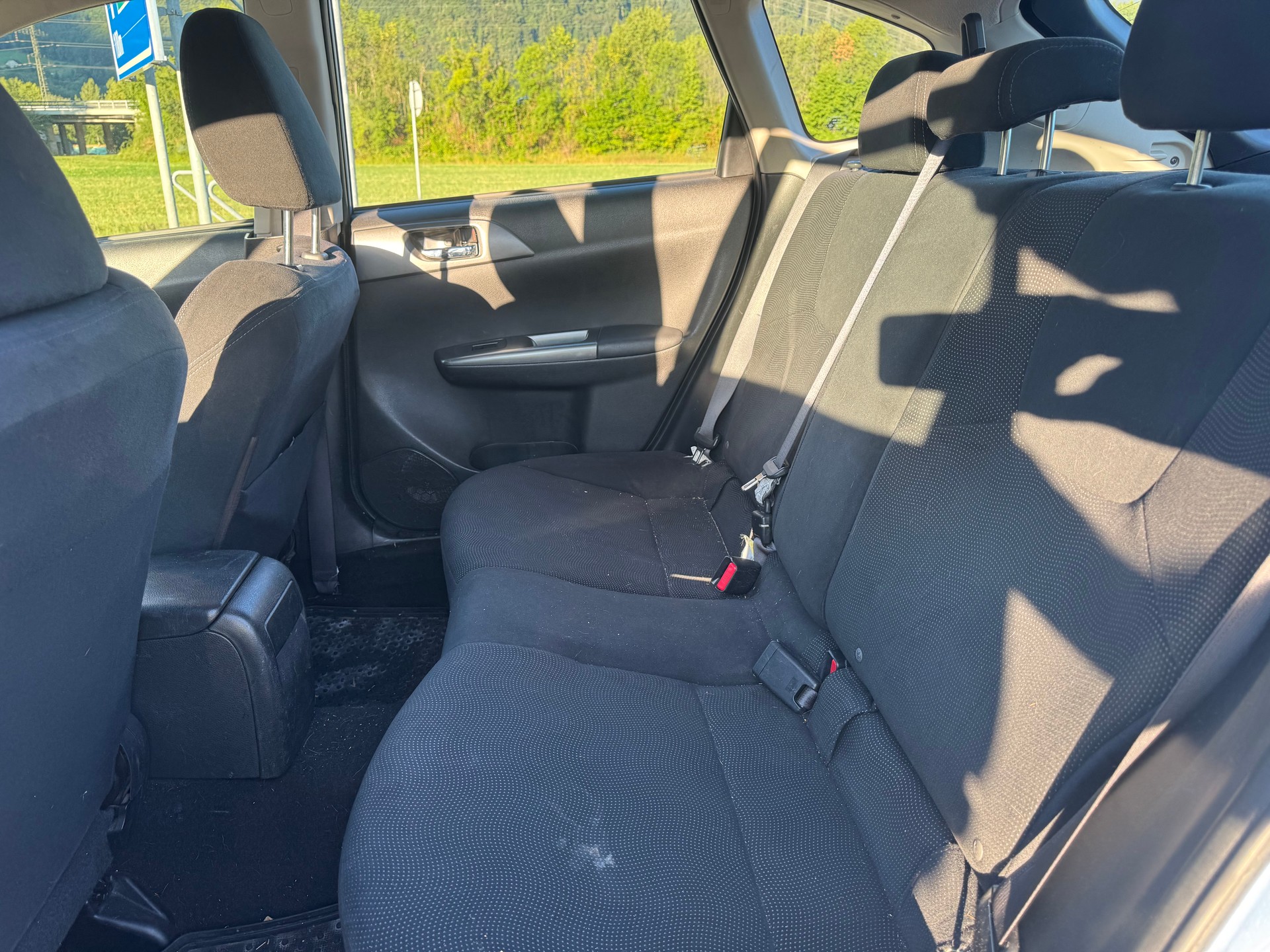 SUBARU Impreza 1.5R Swiss-image-7