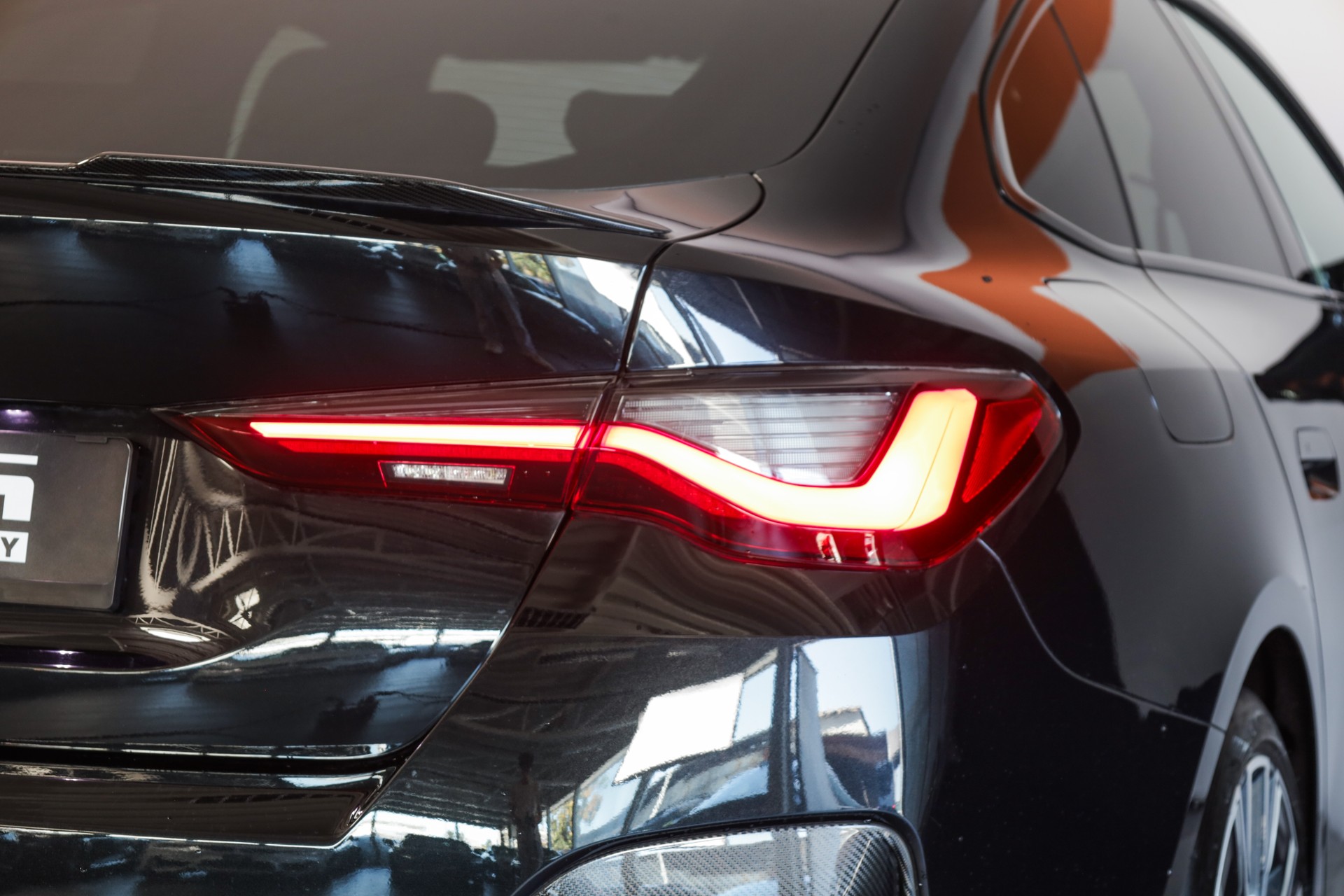 BMW i4 M50-image-6