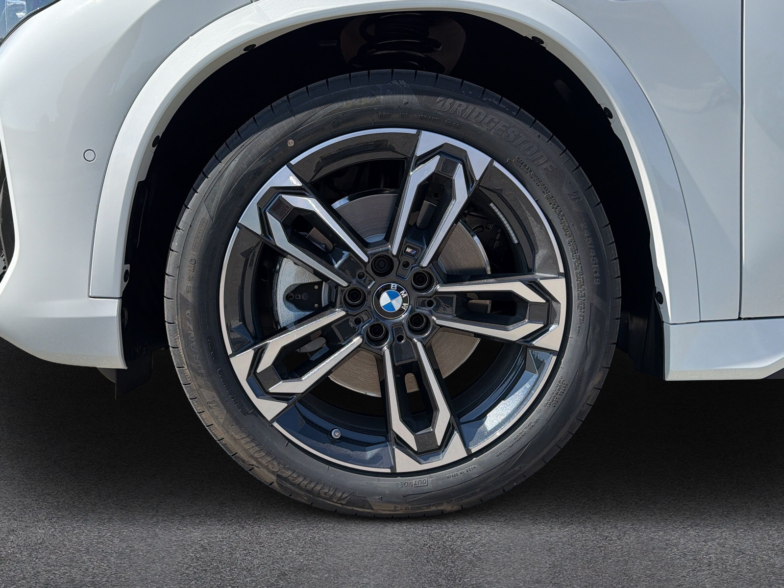BMW X1 xDrive 25e M Sport-image-9