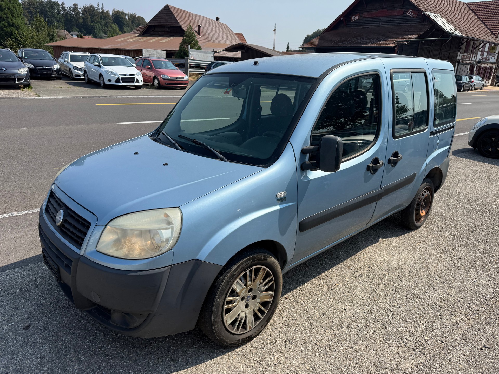 FIAT Doblò 1.9 JTD eMusica-image-1