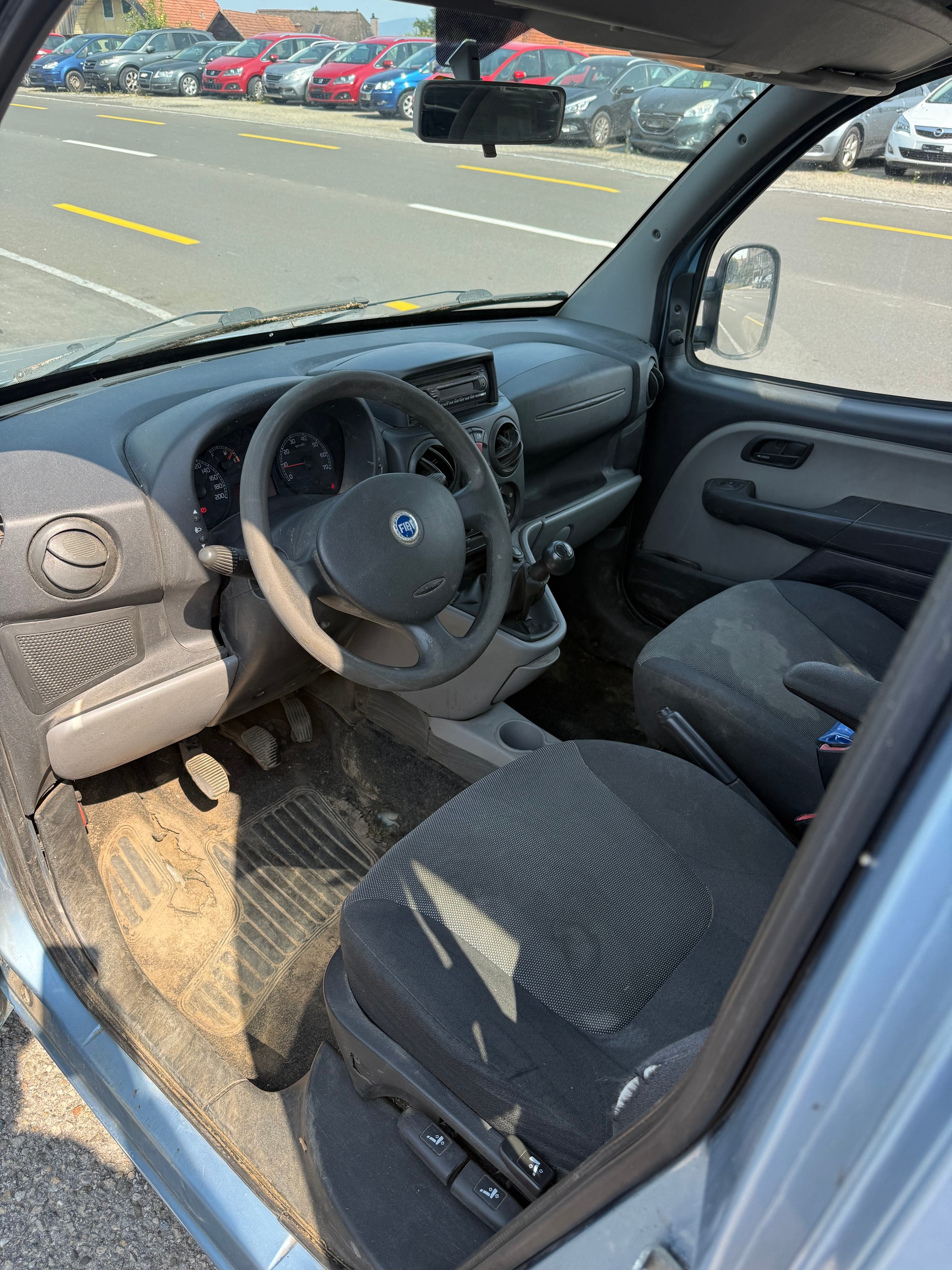 FIAT Doblò 1.9 JTD eMusica-image-6