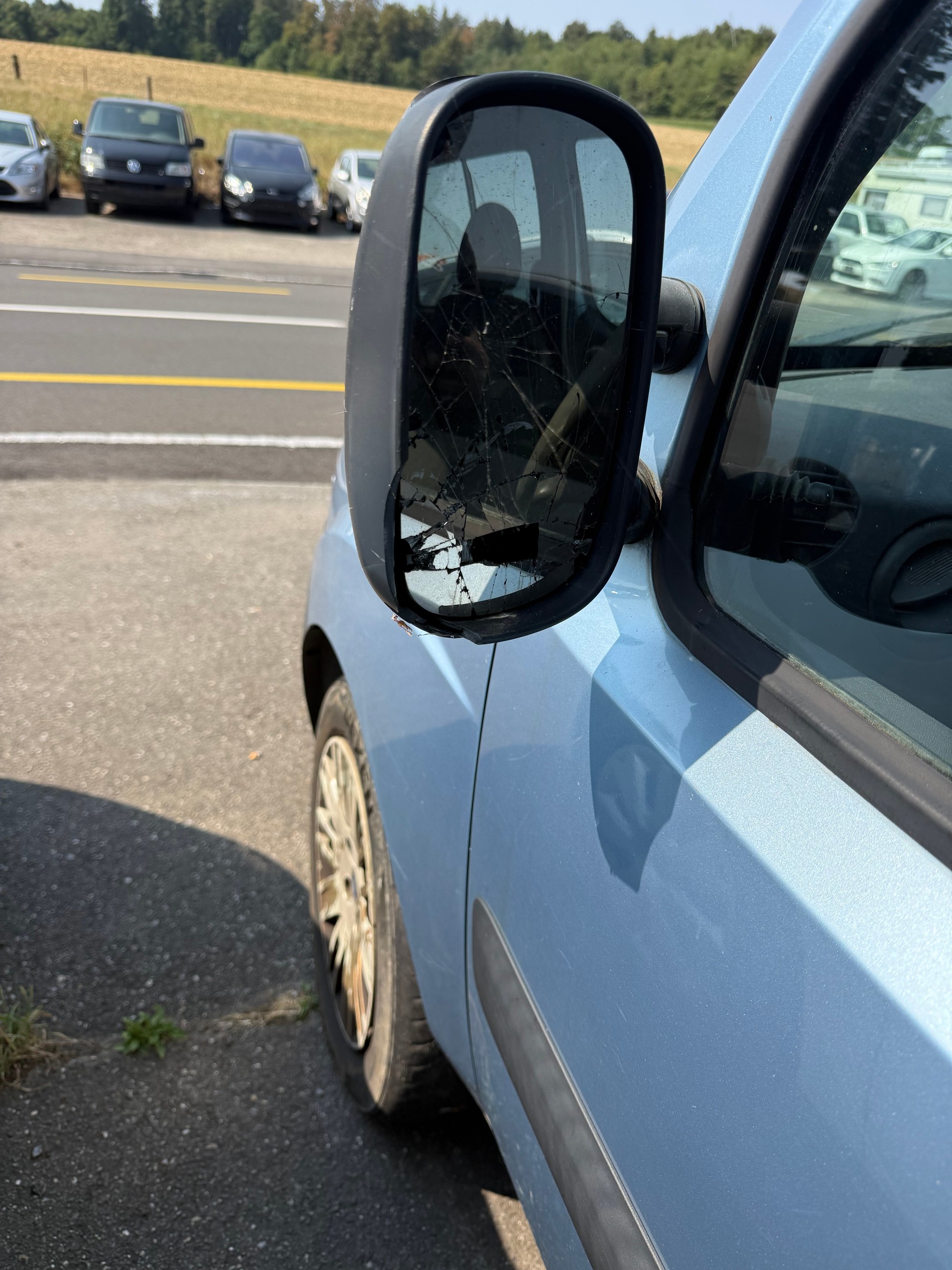 FIAT Doblò 1.9 JTD eMusica-image-10