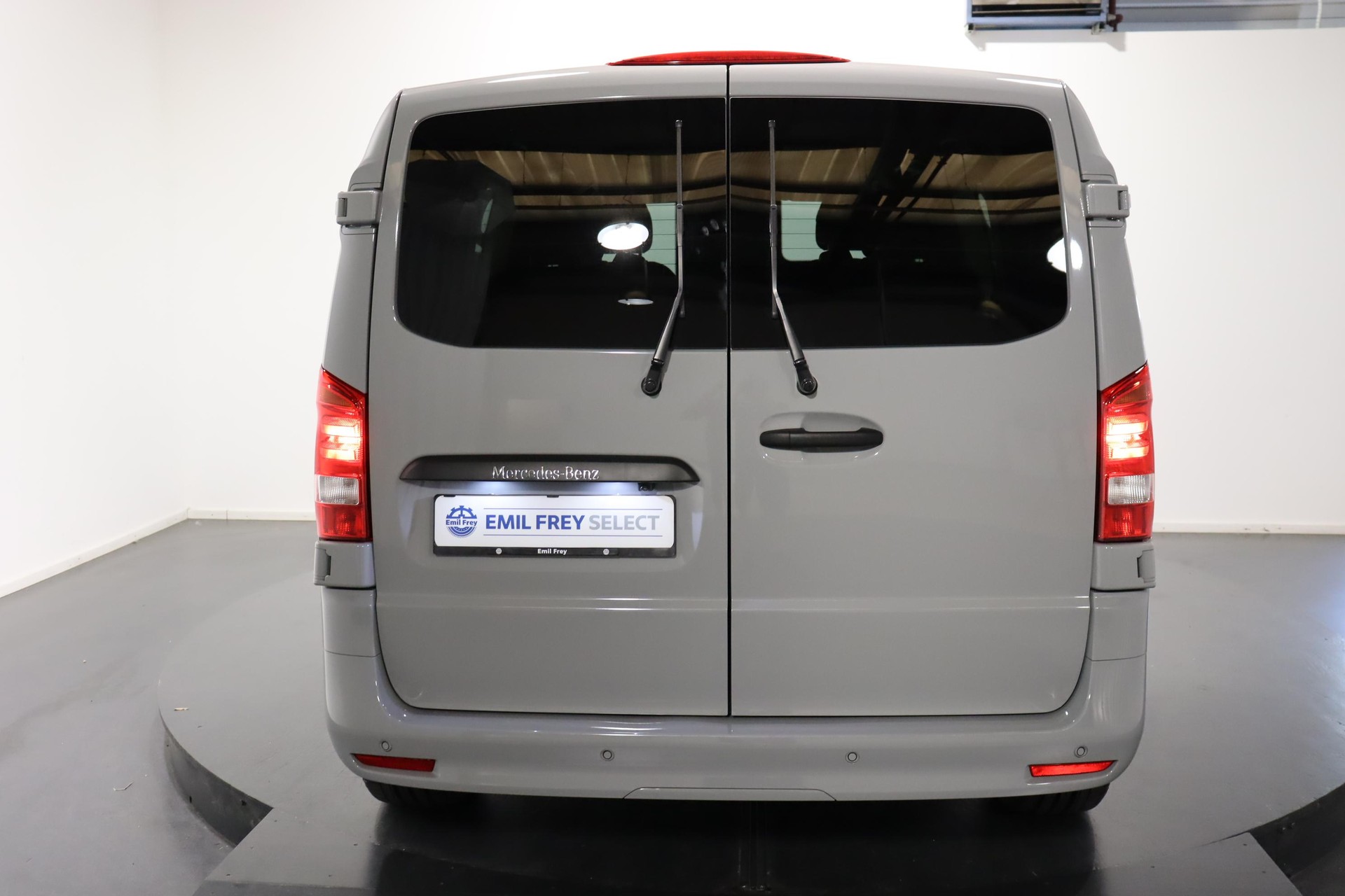 MERCEDES-BENZ Vito 124 Kombi K 2.0 CDI Pro-showroom-element-3