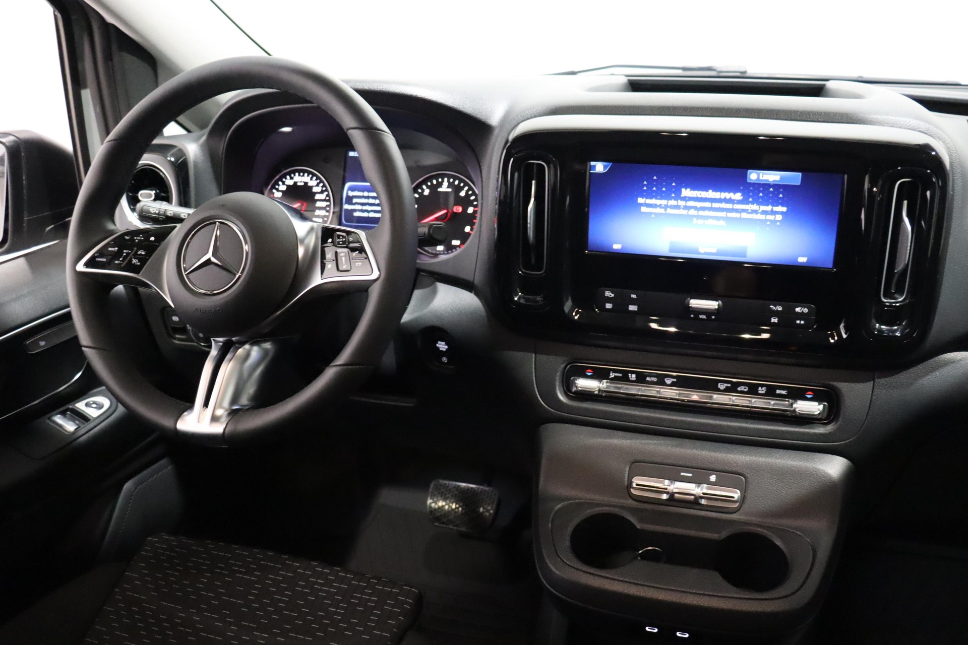 MERCEDES-BENZ Vito 124 Kombi K 2.0 CDI Pro-image-6