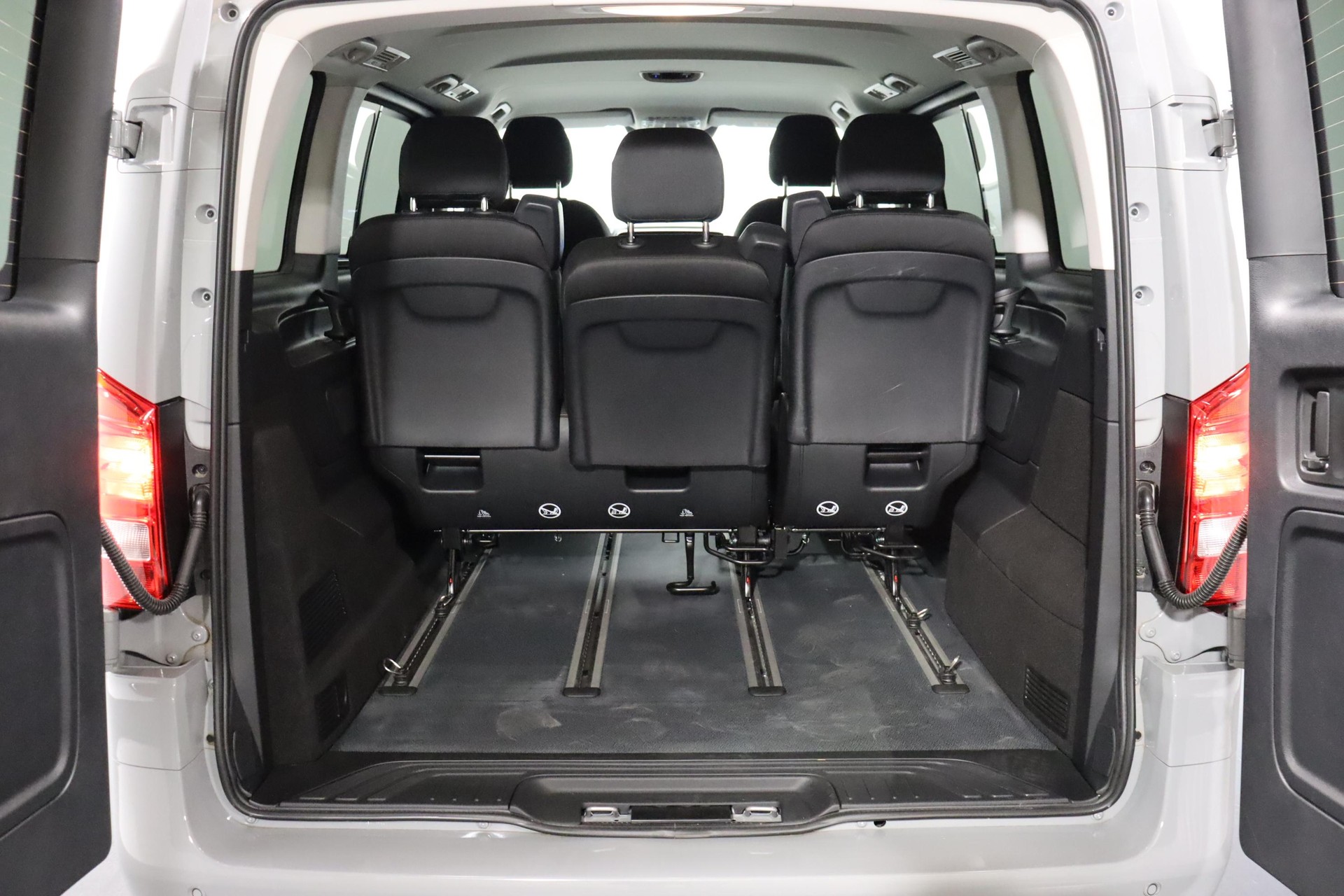 MERCEDES-BENZ Vito 124 Kombi K 2.0 CDI Pro-image-9