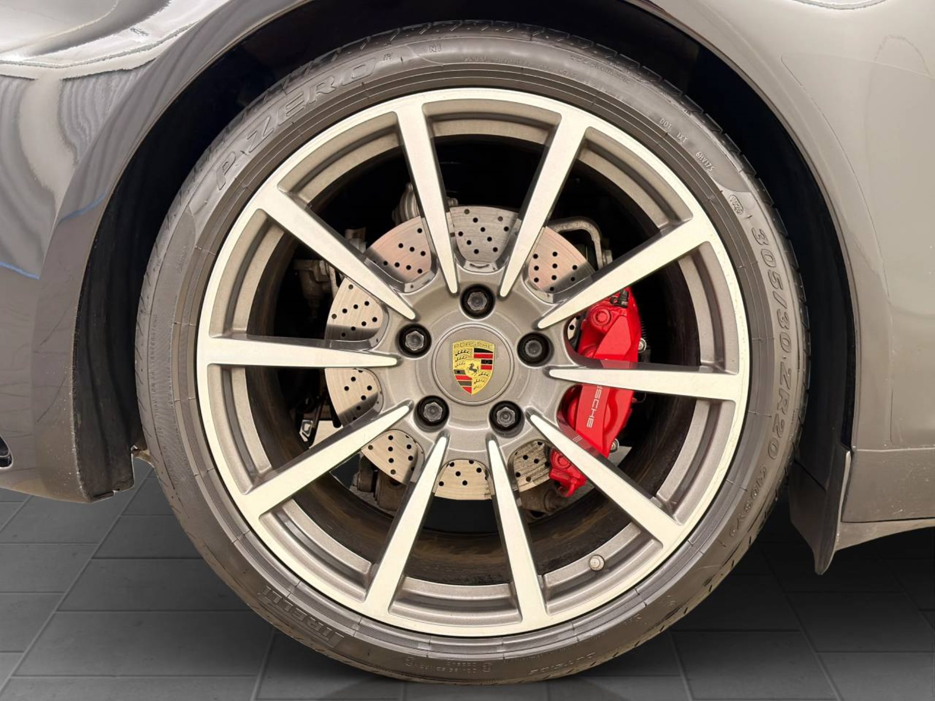 PORSCHE 911 Carrera S Cabriolet-image-10