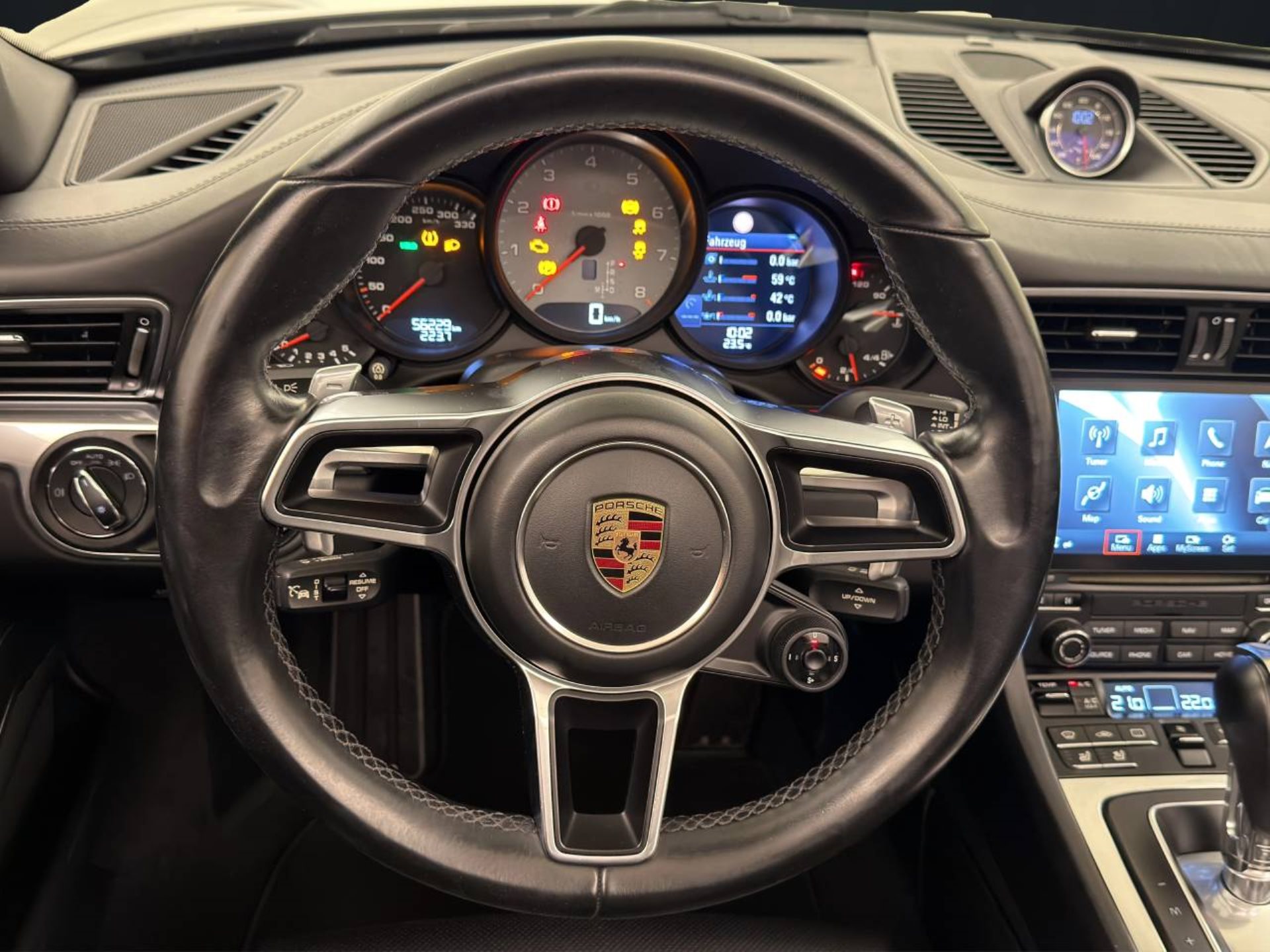 PORSCHE 911 Carrera S Cabriolet-image-12