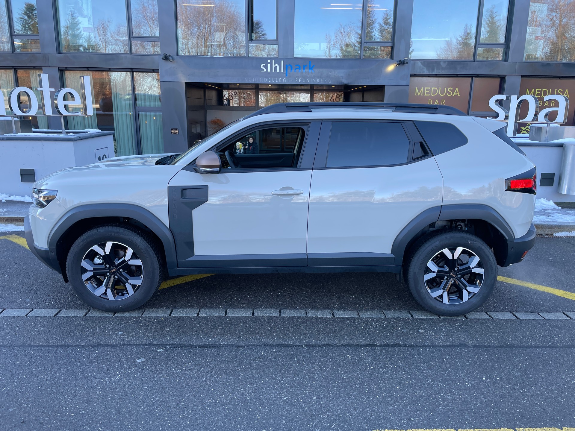 DACIA Duster TCe 130 48V Extreme 4x4-image-9