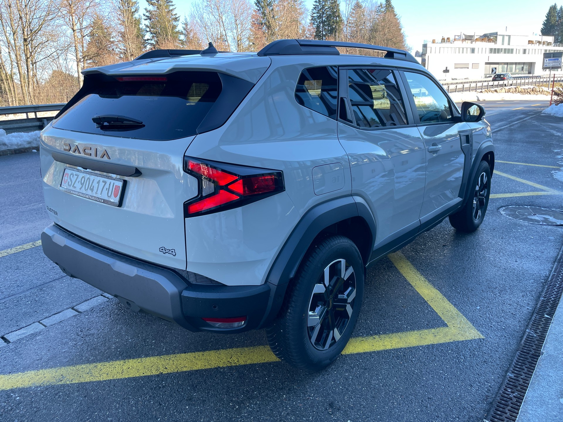 DACIA Duster TCe 130 48V Extreme 4x4-image-4