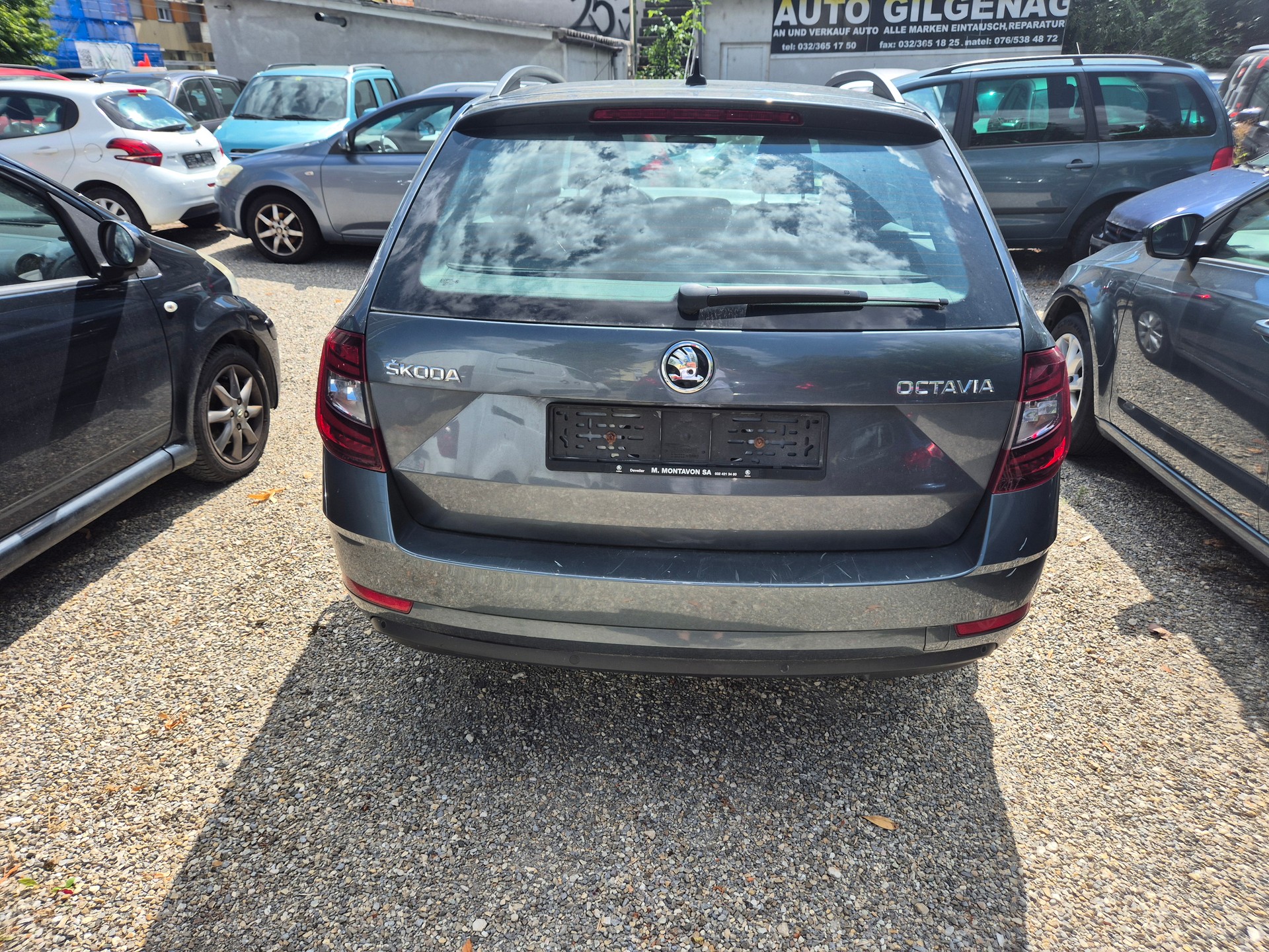 SKODA Octavia Combi 1.6 TDI Ambition DSG-image-3