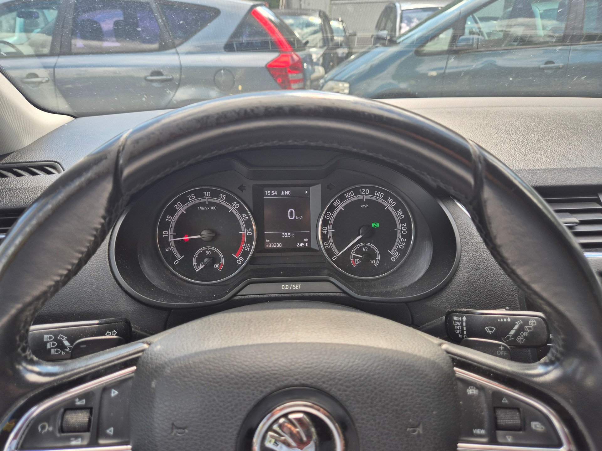 SKODA Octavia Combi 1.6 TDI Ambition DSG-image-10