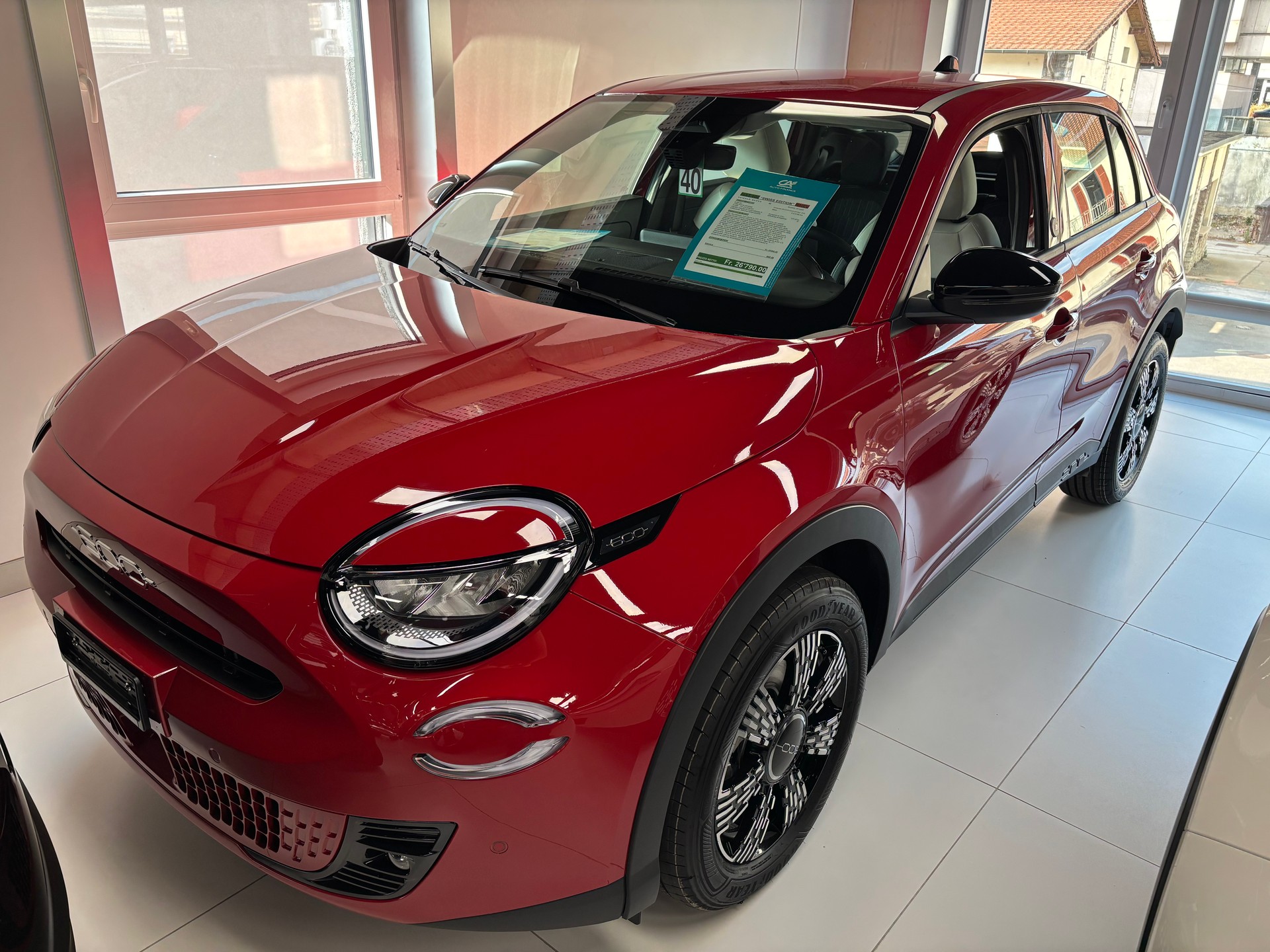 FIAT 600h Mild Hybrid Icon Swiss Edition-image-0