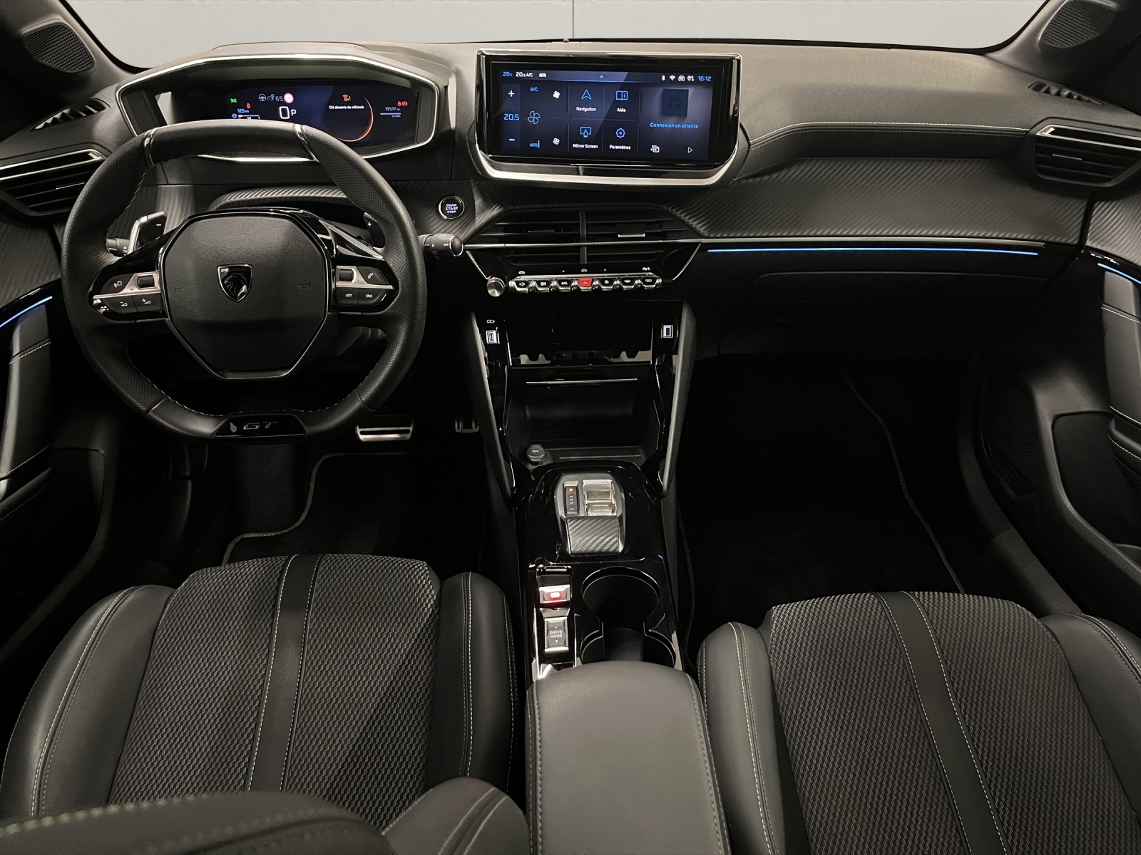 PEUGEOT 208 1.2 Hybrid GT-image-7
