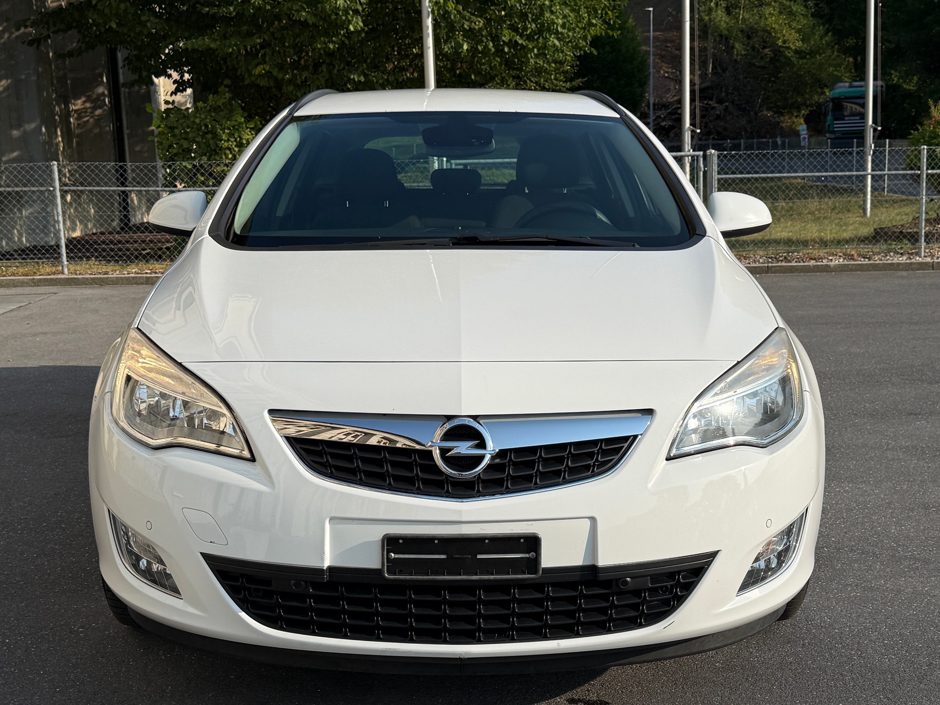 OPEL Astra SportsTourer 1.7 CDTi Enjoy-image-2