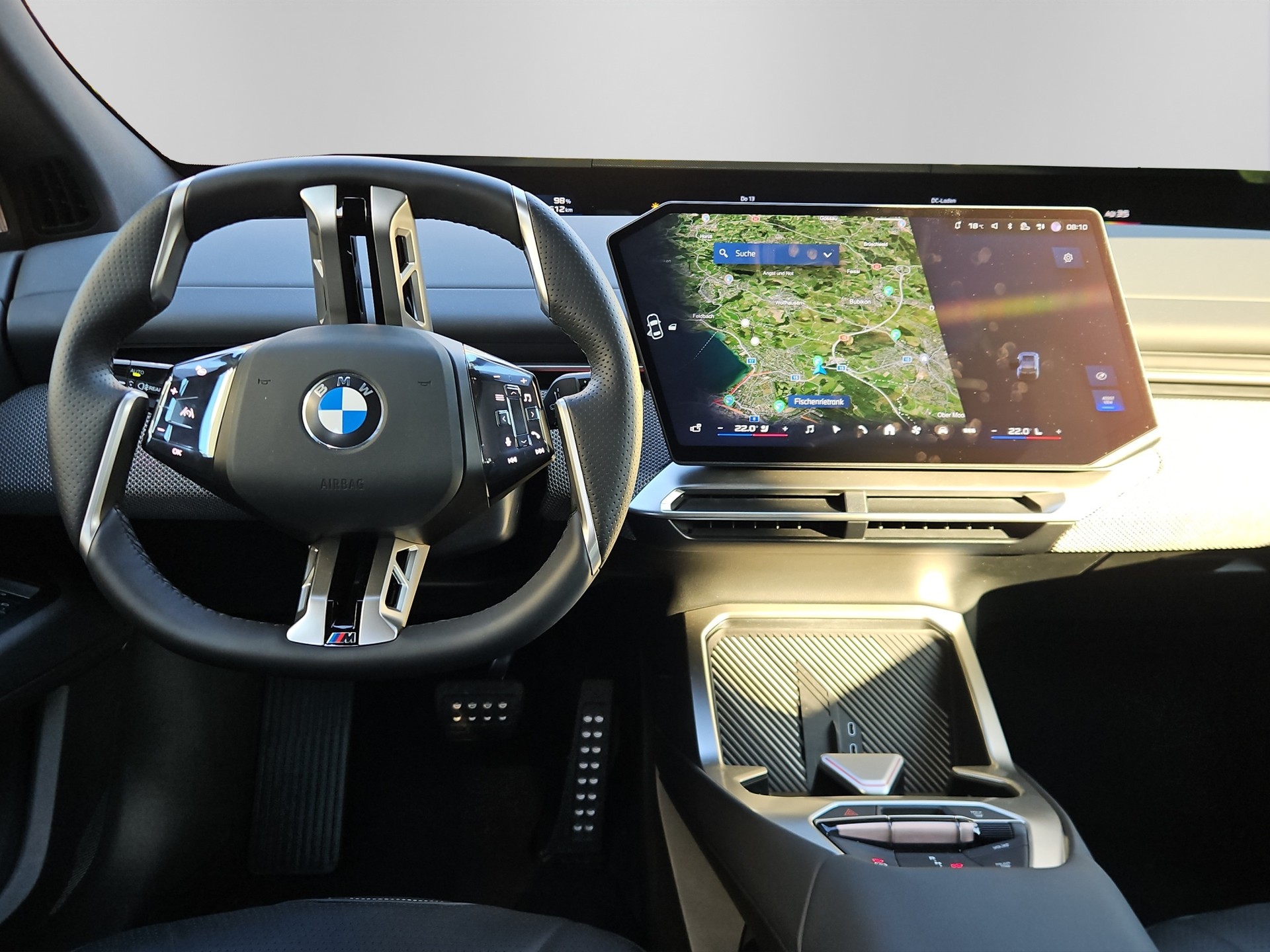 BMW iX3 50 xDrive-image-15