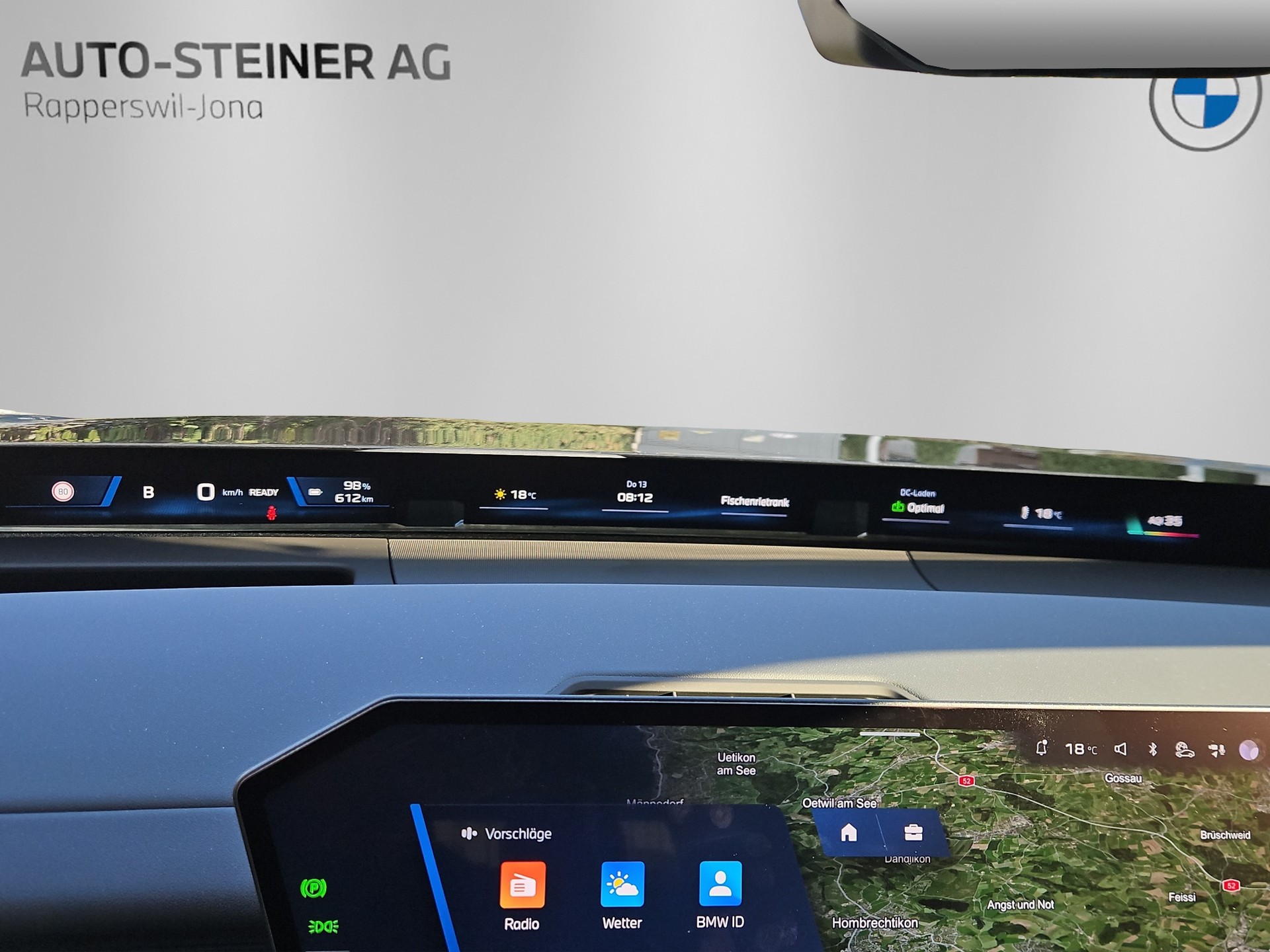 BMW iX3 50 xDrive-image-22