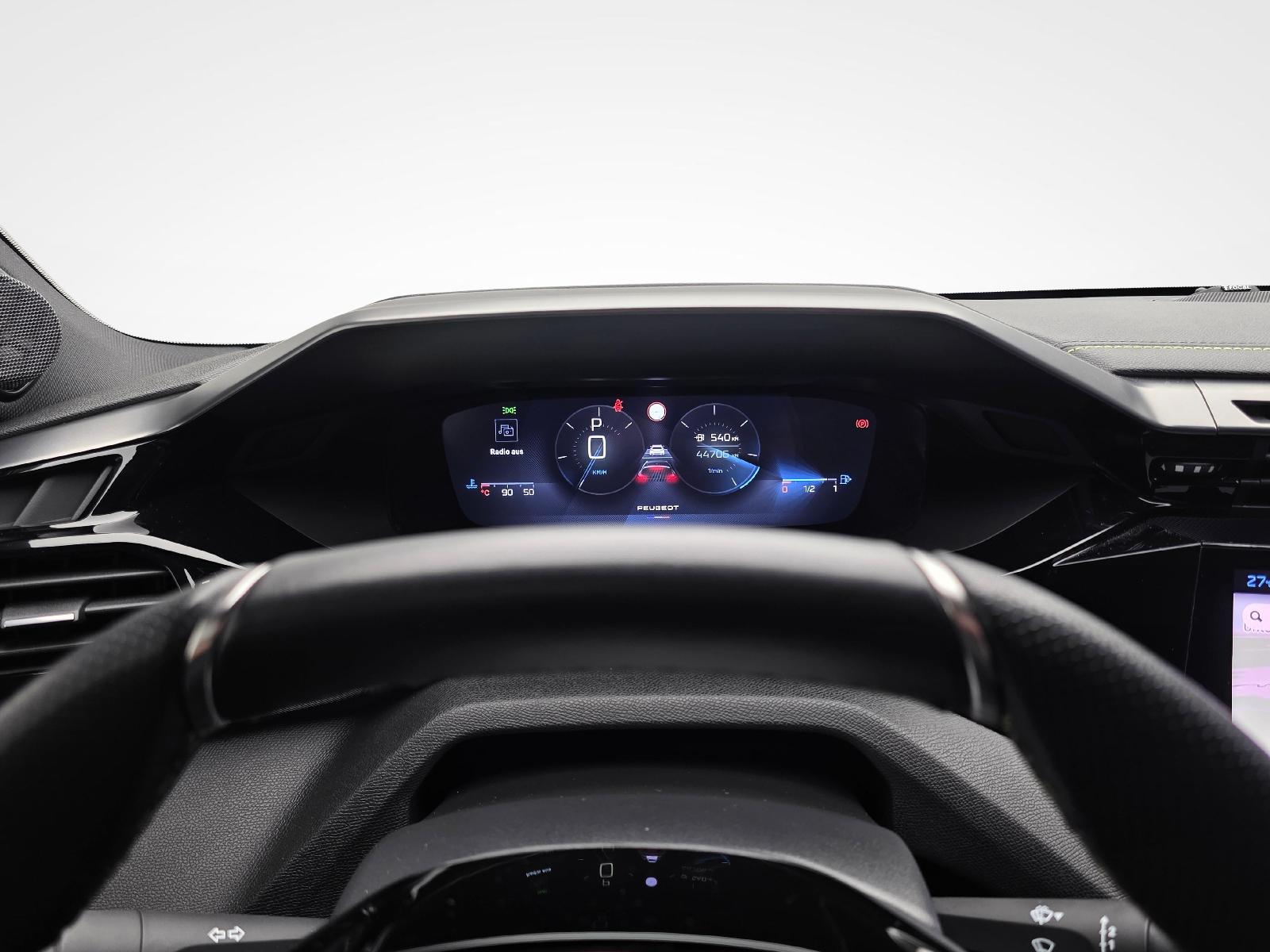 PEUGEOT 308 1.2 PureTech GT Pack-image-8