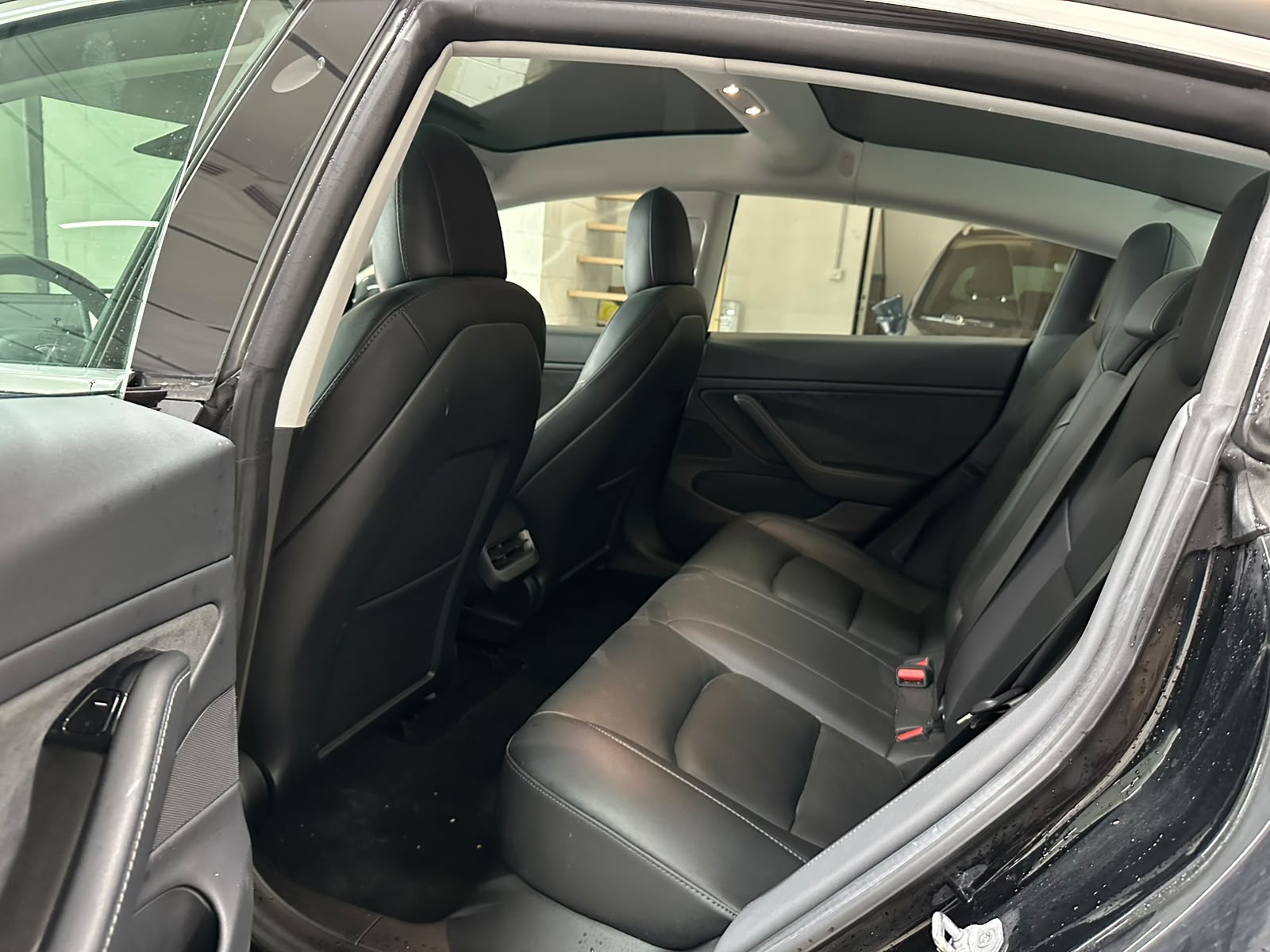TESLA Model 3 Long Range Dual Motor AWD-image-8