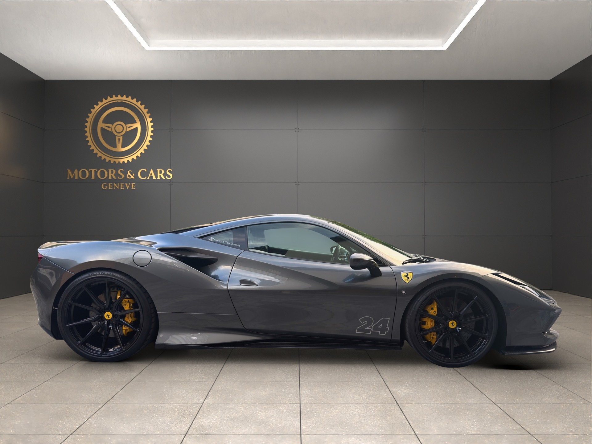 FERRARI F8 Tributo-image-5