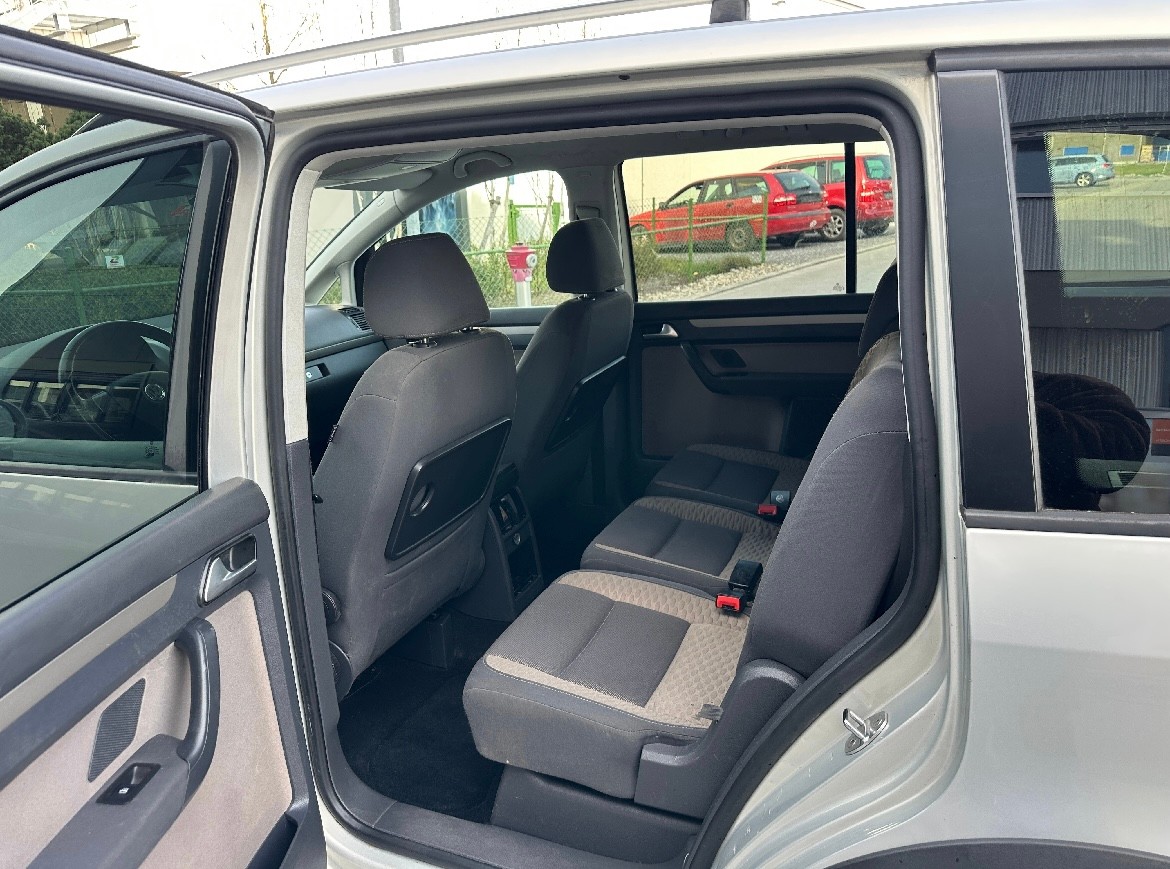 VW VW CrossTouran 1.4 TSI 7 Plätze-image-14