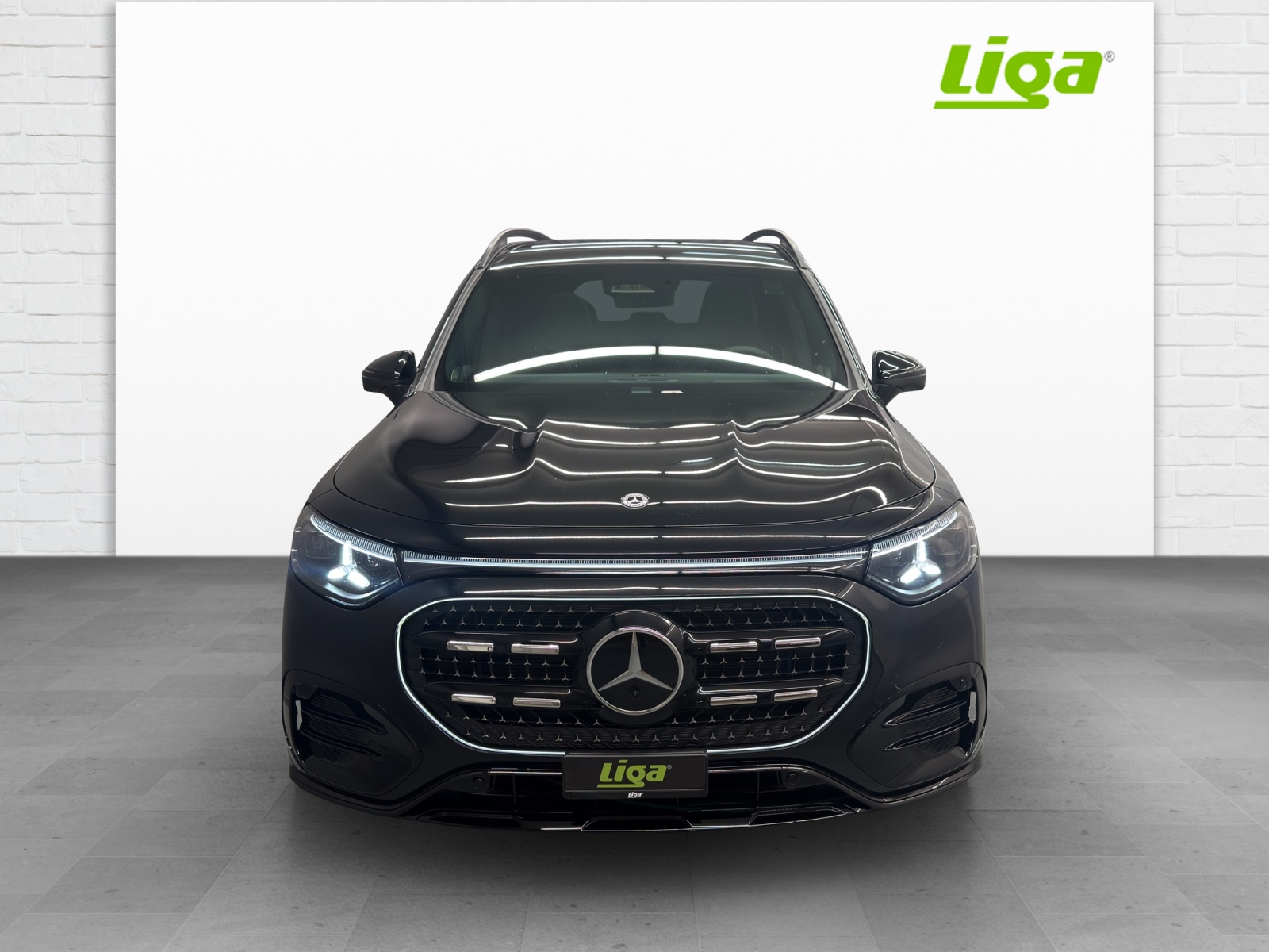 MERCEDES-BENZ GLB 220 AMG Line 4Matic-image-1