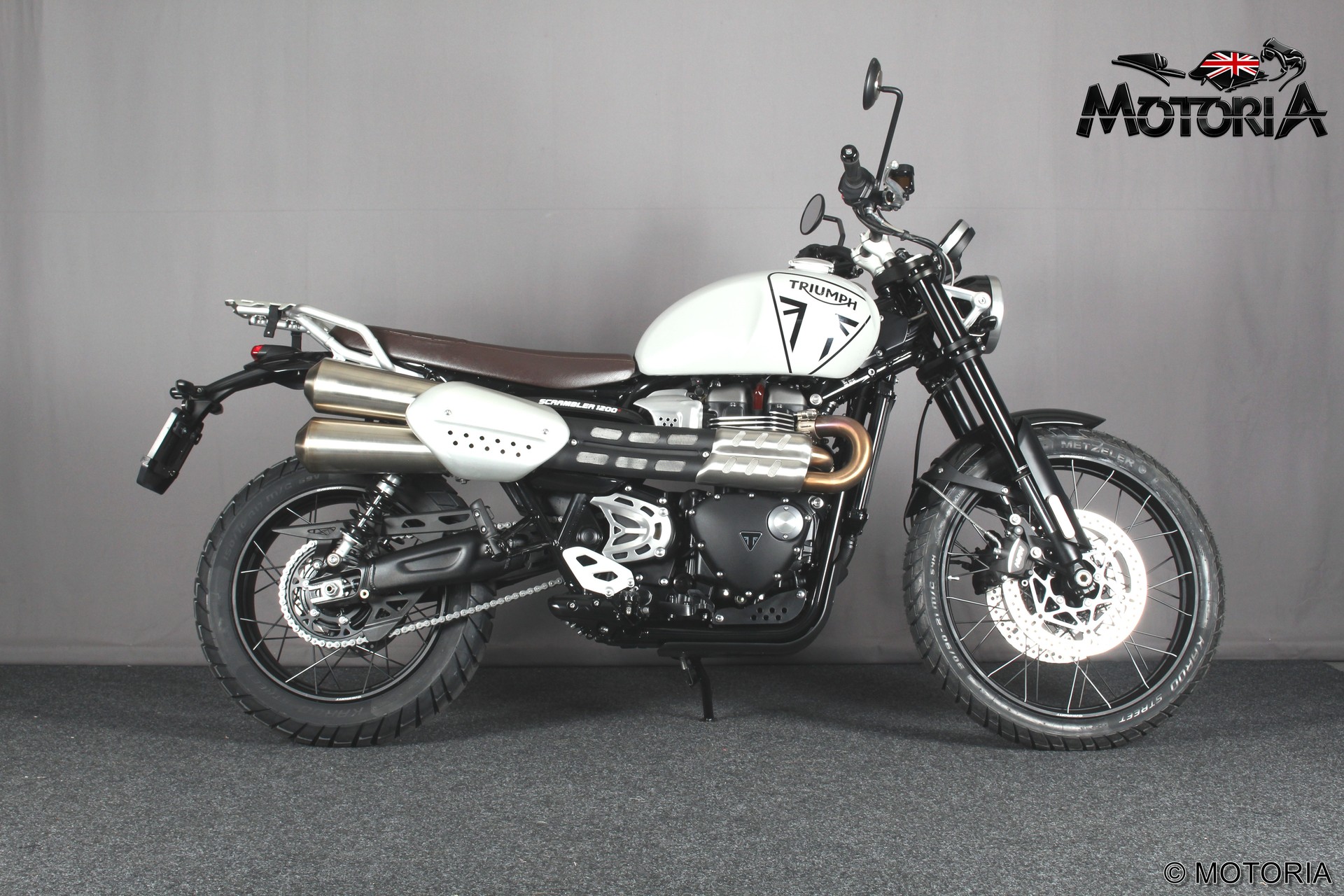 TRIUMPH Scrambler 1200 X-showroom-element-1