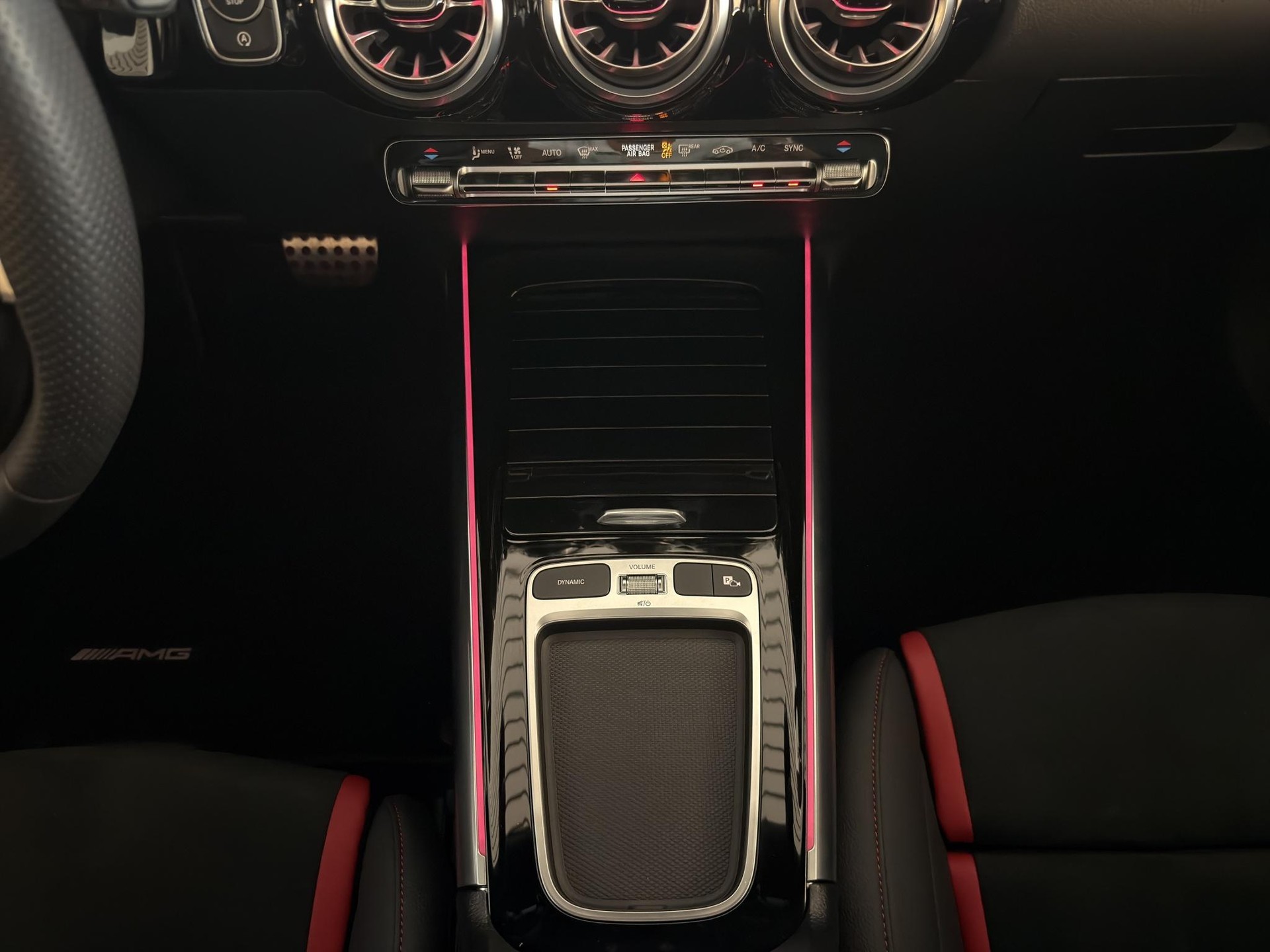 MERCEDES-BENZ GLA 35 AMG 4matic-image-15