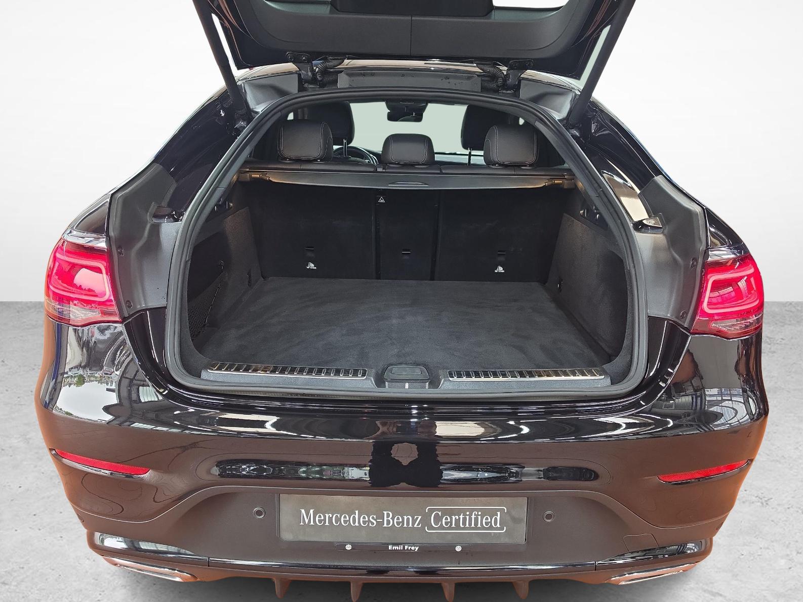 MERCEDES-BENZ GLC 220 d 4MATIC Coupé AMG Line-image-14