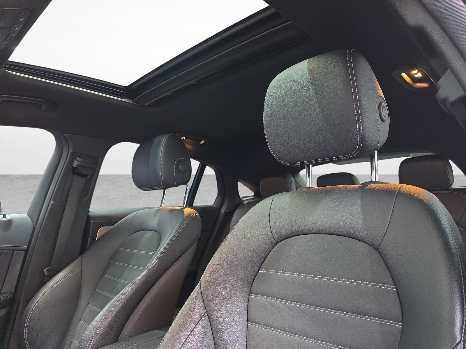 MERCEDES-BENZ GLC 220 d 4MATIC Coupé AMG Line-image-12