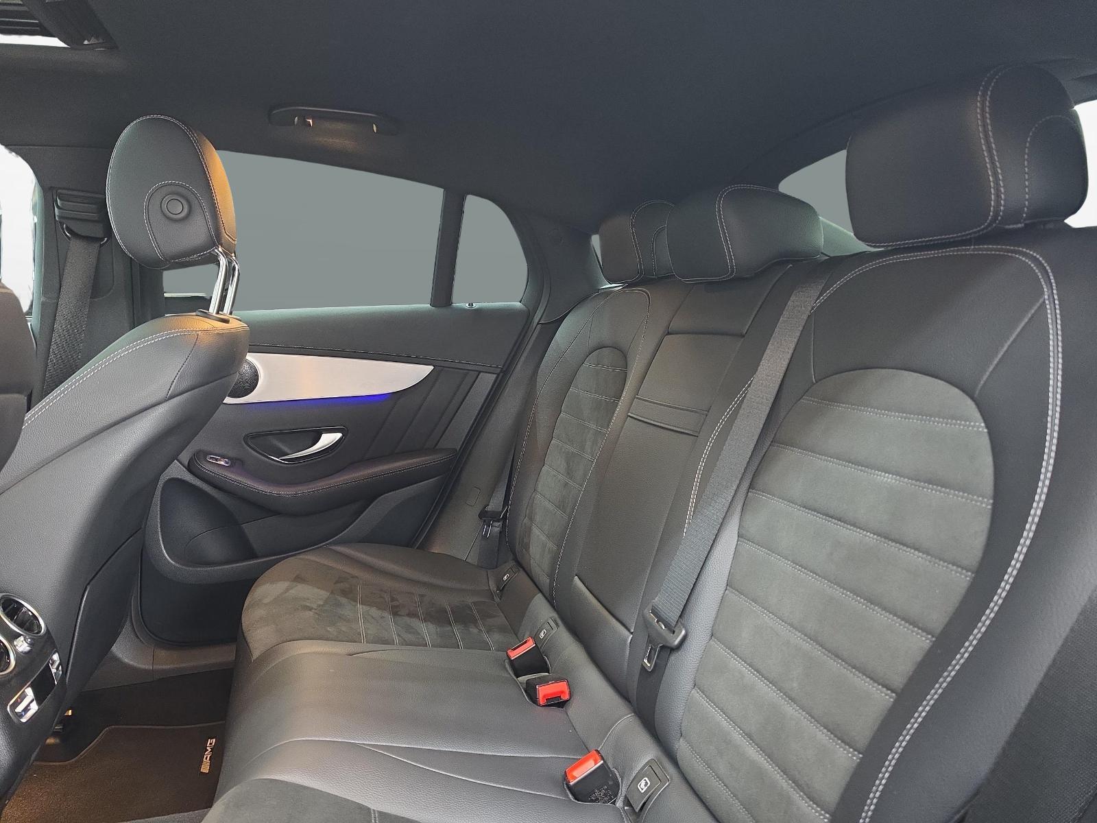 MERCEDES-BENZ GLC 220 d 4MATIC Coupé AMG Line-image-13
