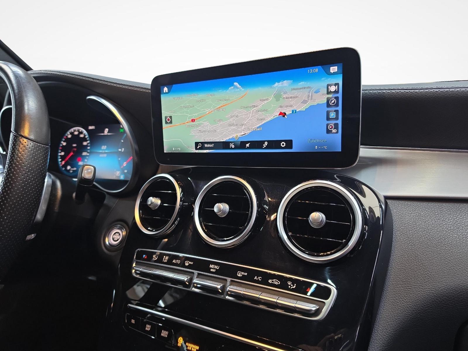 MERCEDES-BENZ GLC 220 d 4MATIC Coupé AMG Line-image-9