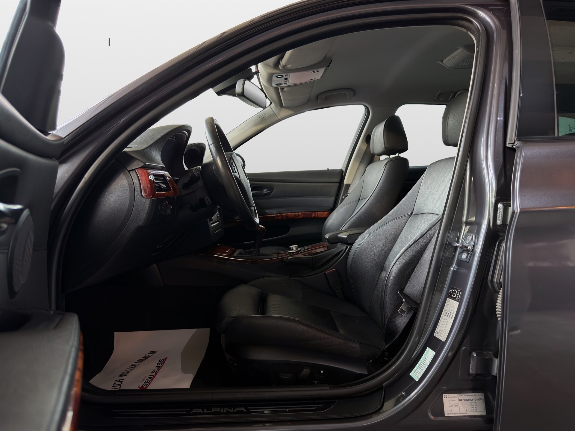 BMW-ALPINA D3 2.0d Touring*CH-Fahrzeug,Ab MFK*-image-10
