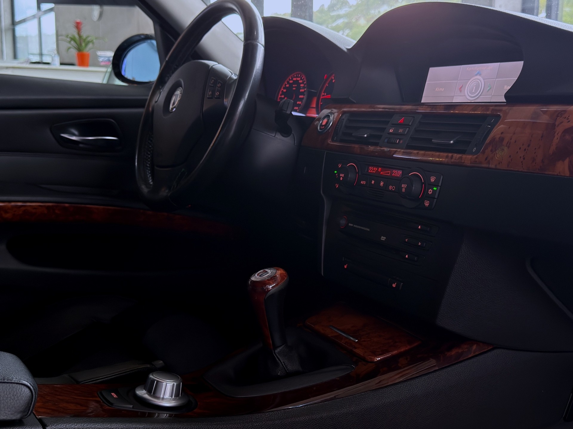 BMW-ALPINA D3 2.0d Touring*CH-Fahrzeug,Ab MFK*-image-19