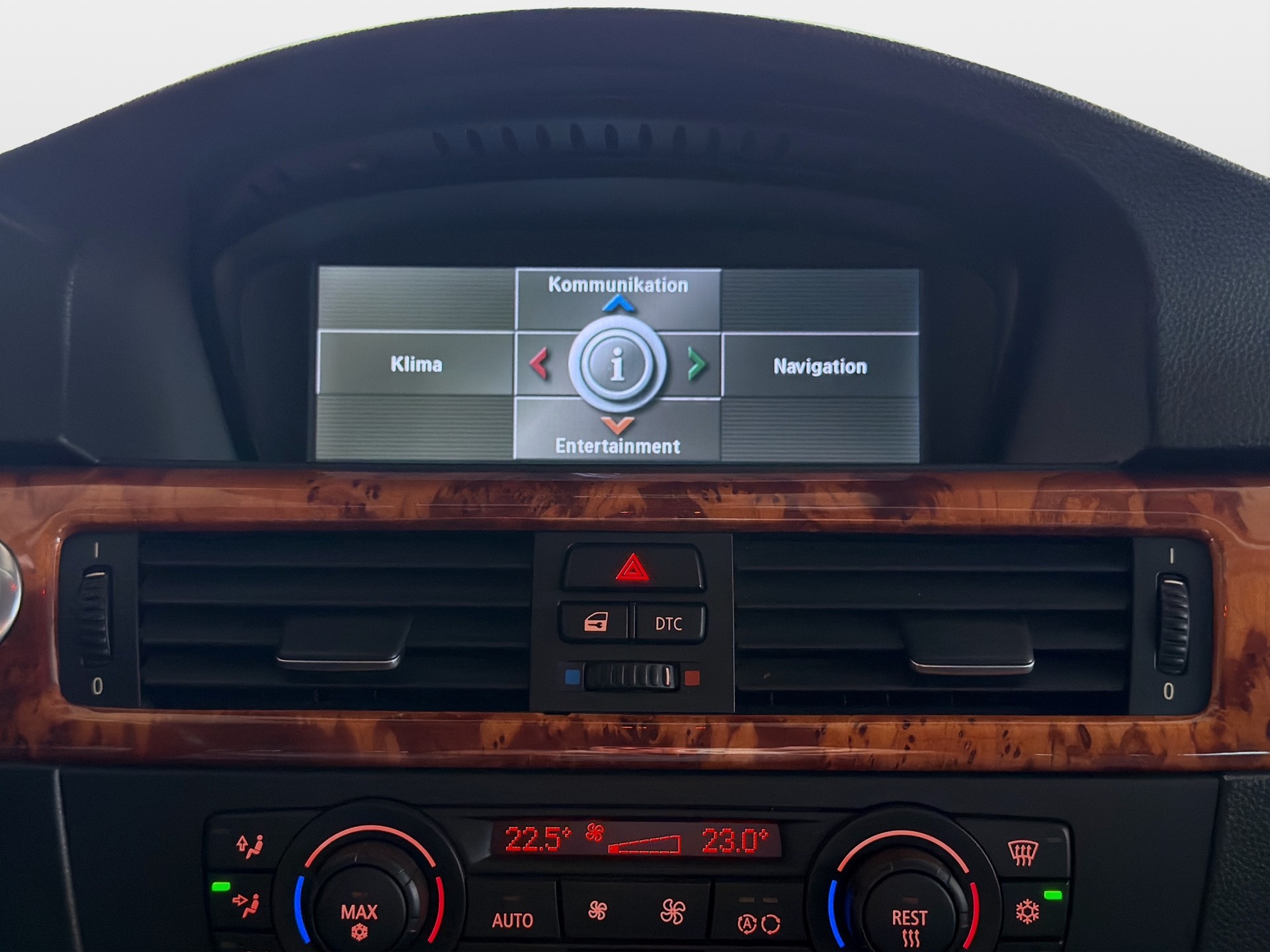 BMW-ALPINA D3 2.0d Touring*CH-Fahrzeug,Ab MFK*-image-16