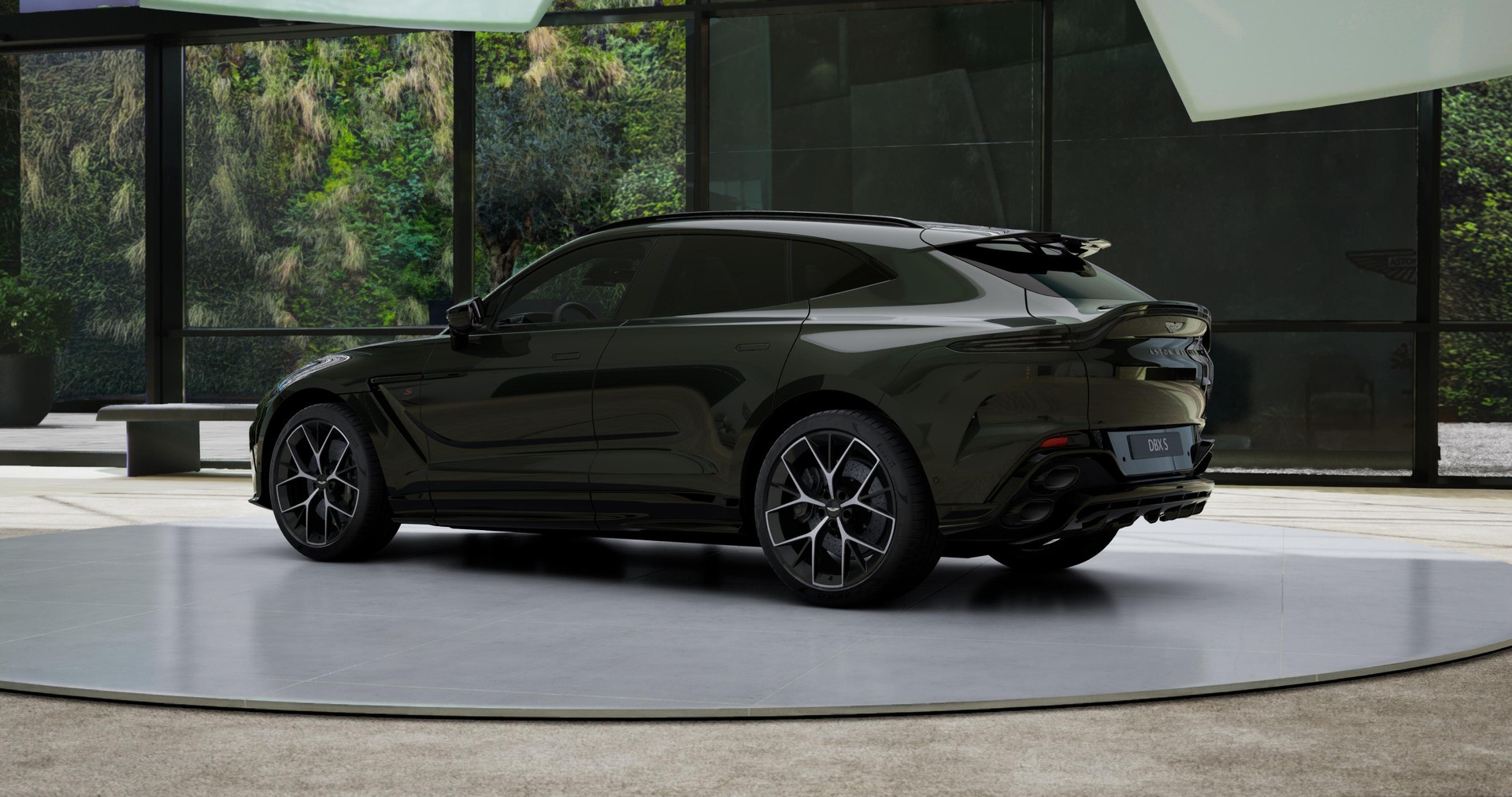 ASTON MARTIN DBX S 4.0 V8 Bi-Turbo-image-2
