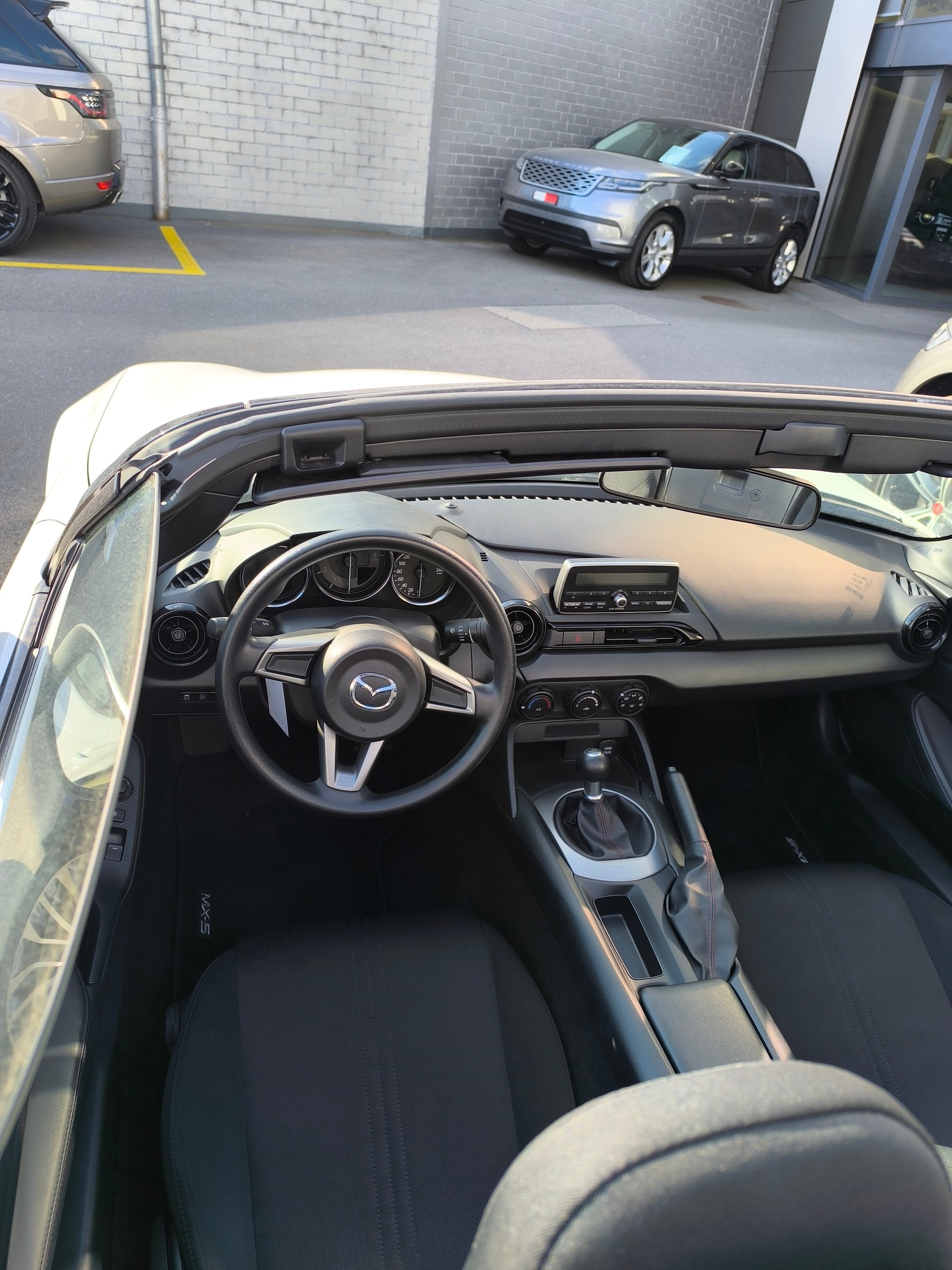 MAZDA 1.5 Ambition-image-2